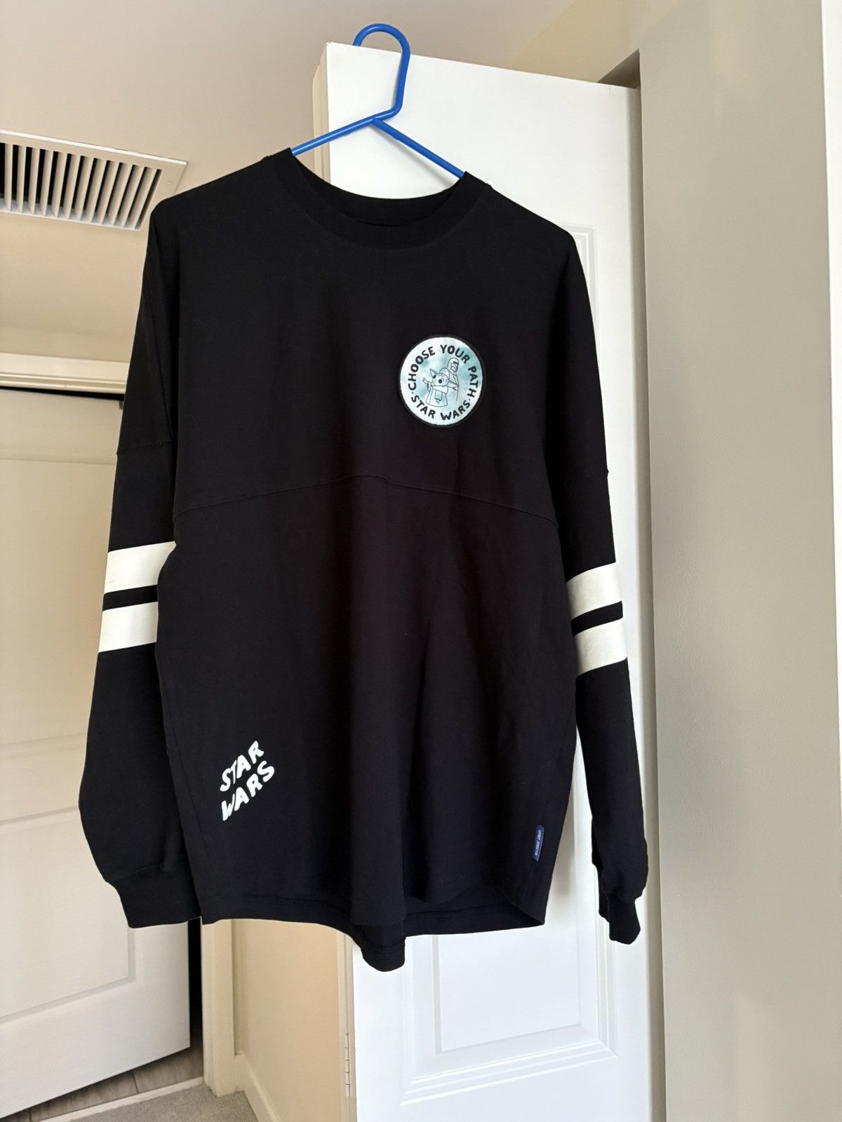 Disney Disney Star Wars Black Shirt Choose Your Path Circle-M Size US M / EU 48-50 / 2 - 1 Thumbnail