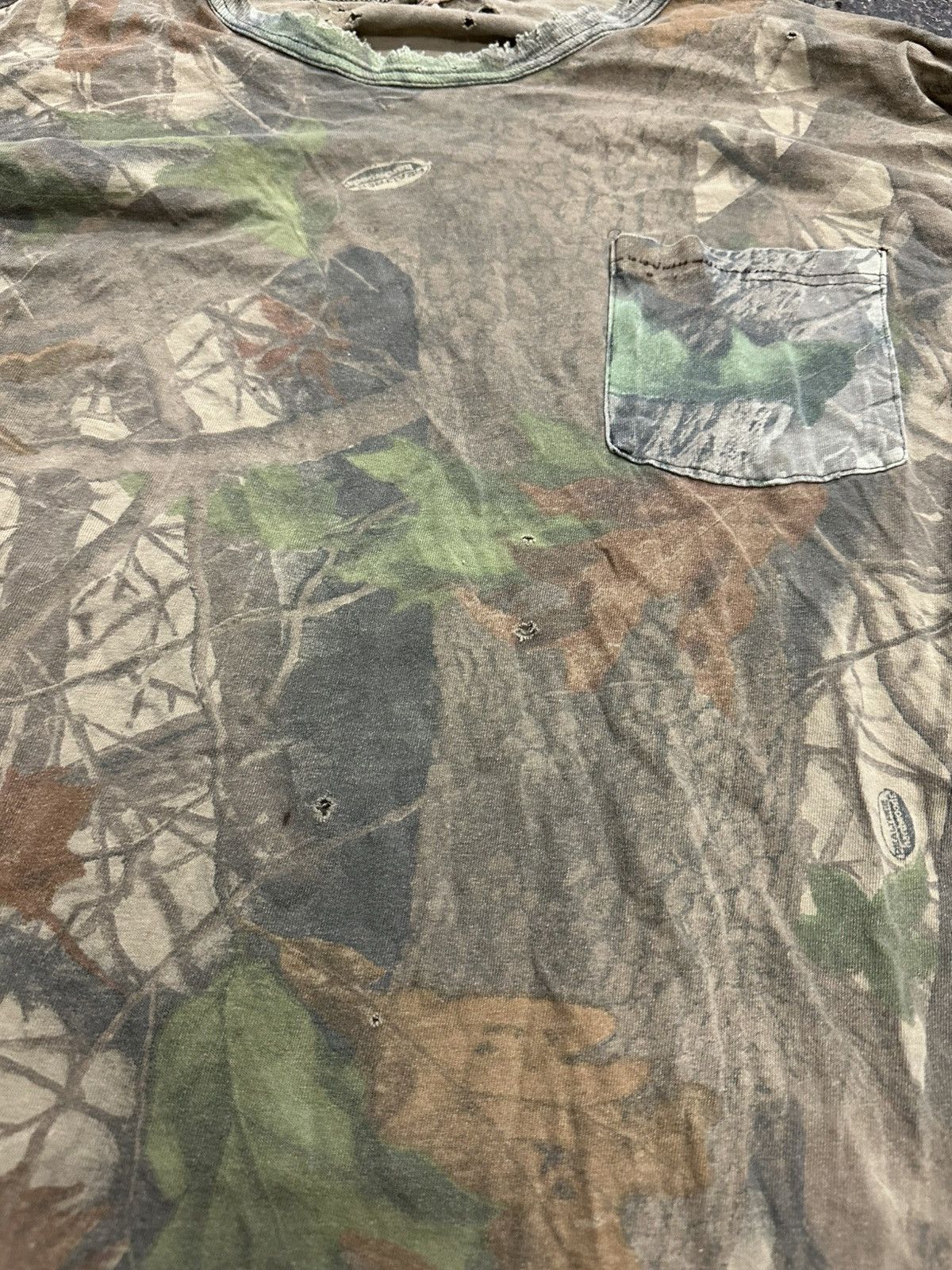 Other Vintage camo distressed long sleeve top Size US XXL / EU 58 / 5 - 6 Thumbnail