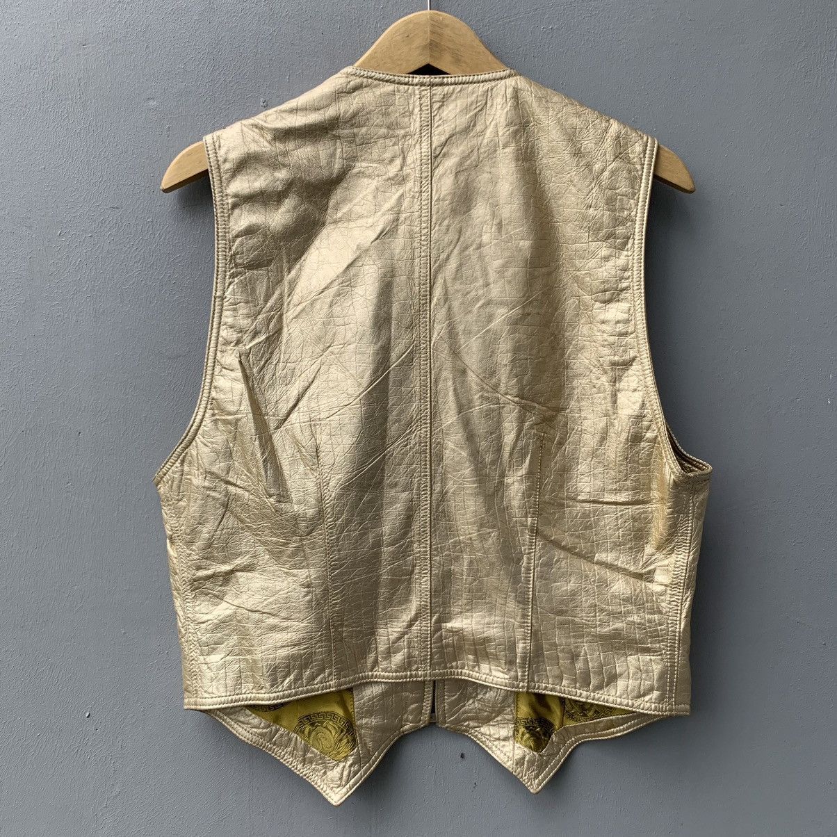 Versace RARE VINTAGE GIANNI VERSACE LEATHER GOLD VEST Size US M / EU 48-50 / 2 - 3 Thumbnail
