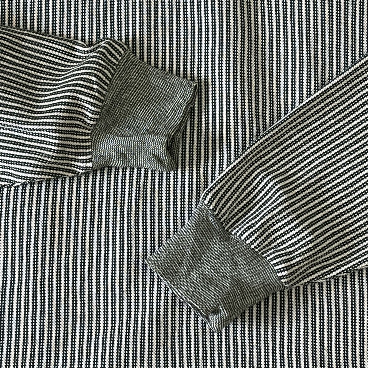 Burberry × Vintage Vintage Burberrys Polo Long Sleeves Shirt Size US M / EU 48-50 / 2 - 14 Thumbnail