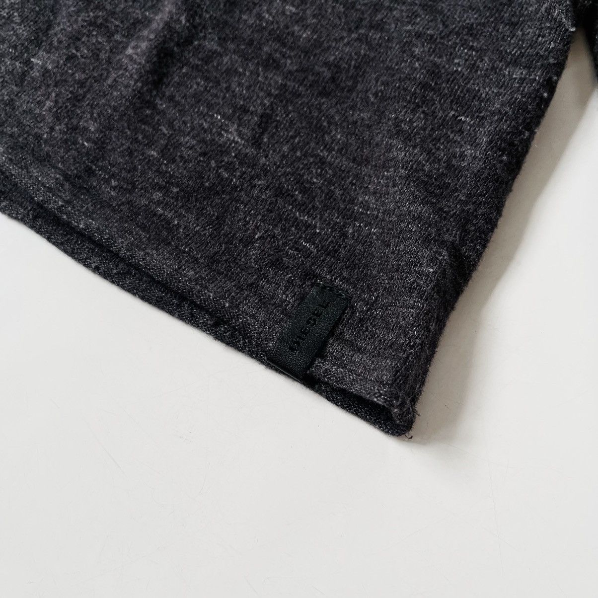 Diesel ‼️SALE‼️ VINTAGE DIESEL Knitwear Size US M / EU 48-50 / 2 - 3 Thumbnail