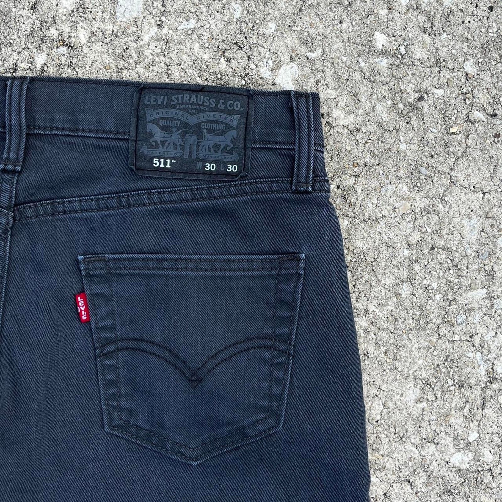 Levi's × Levi's Vintage Clothing × Vintage Crazy Y2K Levi’s 511 Faded Black Essential Denim Jeans Size US 30 / EU 46 - 2 Thumbnail