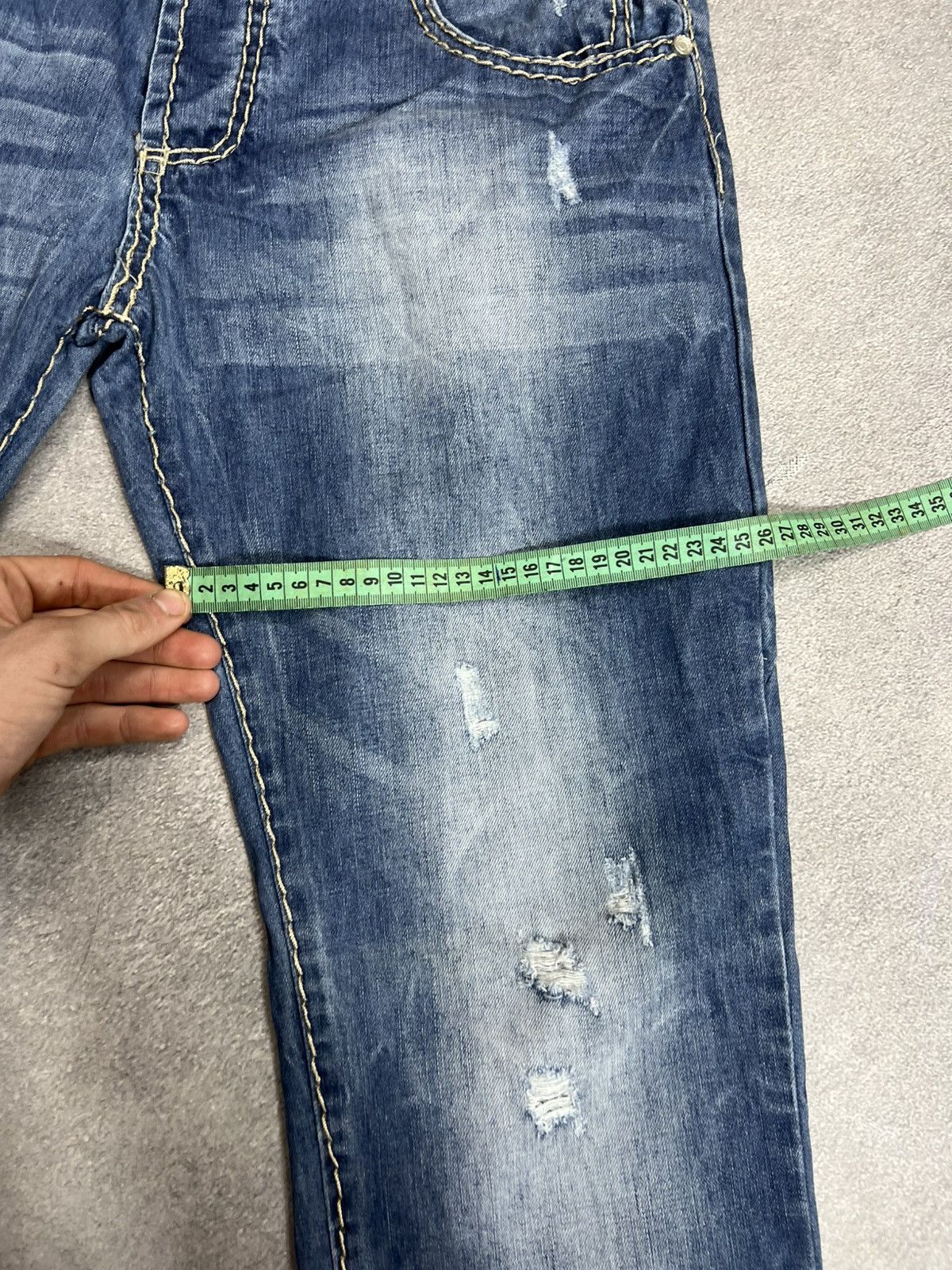 True Religion VTG True Religion Type! Balenci Distressed Washed Y2K Jeans Size US 32 / EU 48 - 10 Thumbnail
