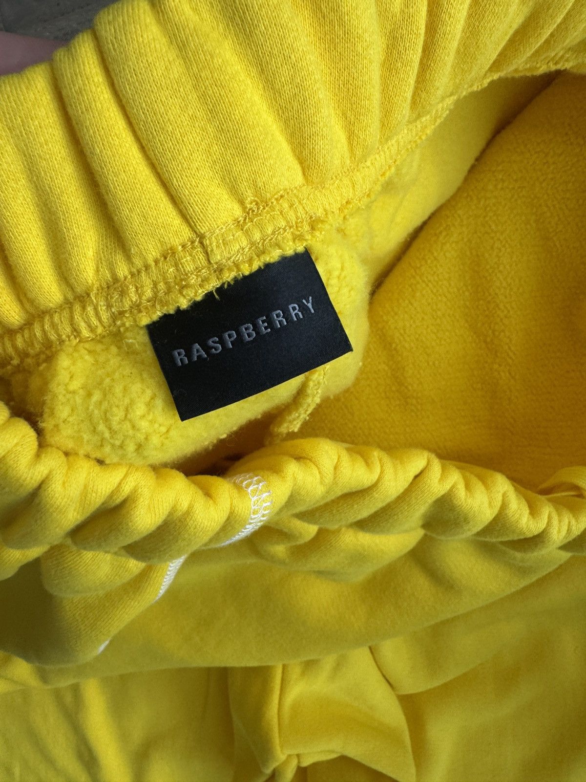 The GV Gallery MEDIUM GV GALLERY RASPBERRY HILLS LEMON DROP SWEATS ✅❤️ NEW Size US 32 / EU 48 - 4 Thumbnail