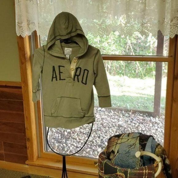Aeropostale Aeropostale Lt Army Green Embroidered Logo 3/4 Sleeve Sz. XS Size XS / US 0-2 / IT 36-38 - 1 Thumbnail