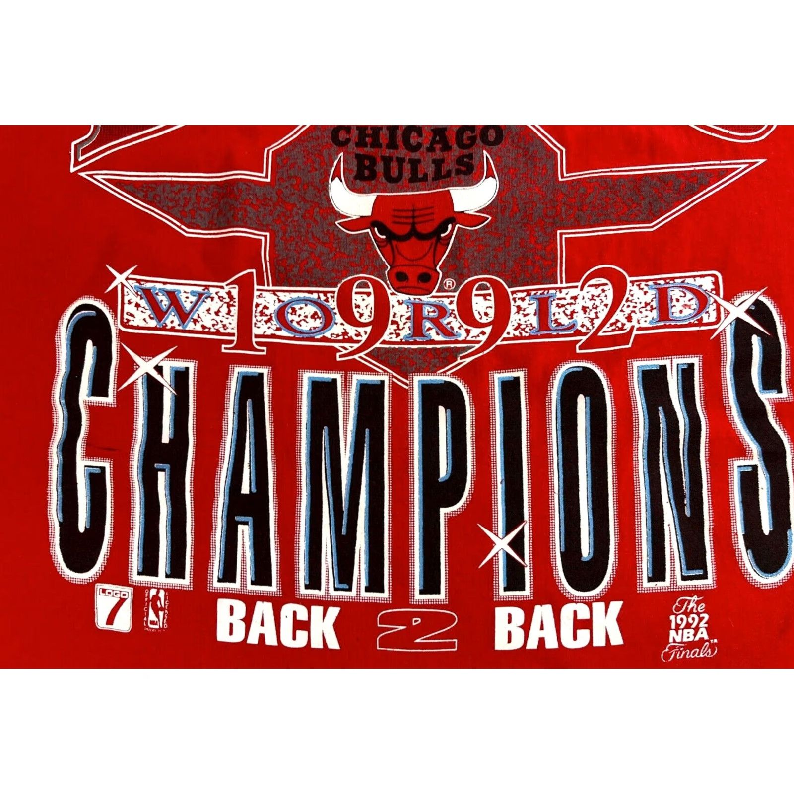 NBA VINTAGE Chicago Bulls 1992 Back 2 Back NBA Champions T-Shirt XL Red Men Sstedman Regular 90s Basketball Gift Size US XL / EU 56 / 4 - 4 Thumbnail
