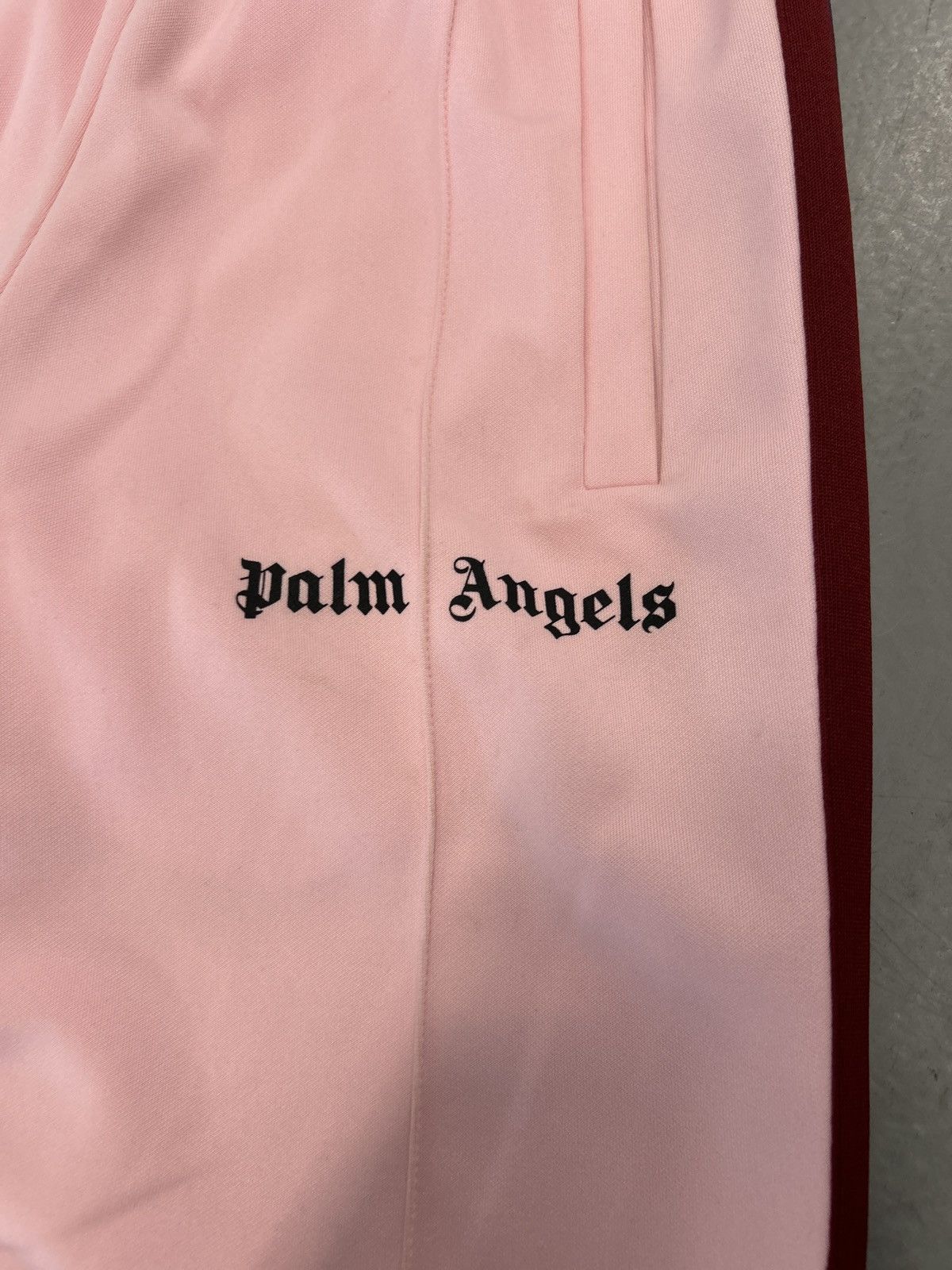 Palm Angels Palm Angels sweats size Medium Size US 32 / EU 48 - 2 Thumbnail