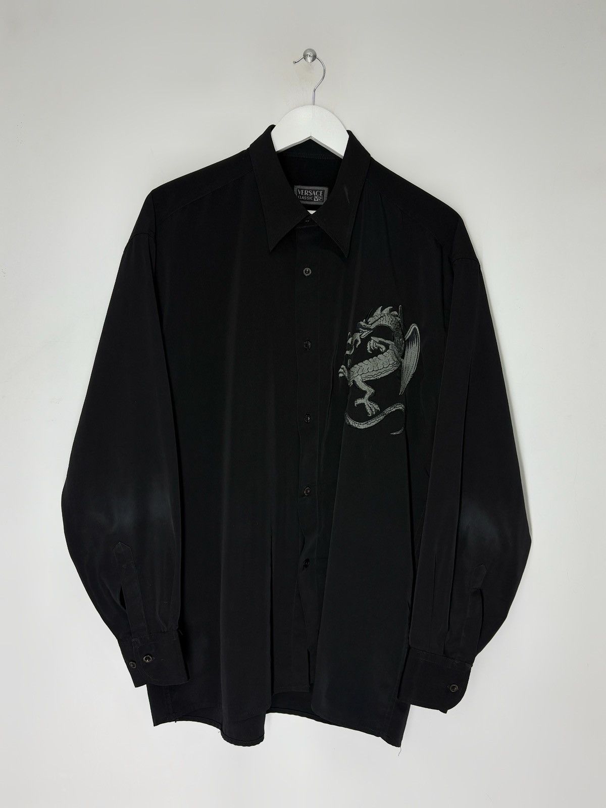 Japanese Brand Versace v2 Japan Dragon vintage shirt very rare Size US L / EU 52-54 / 3 - 1 Thumbnail