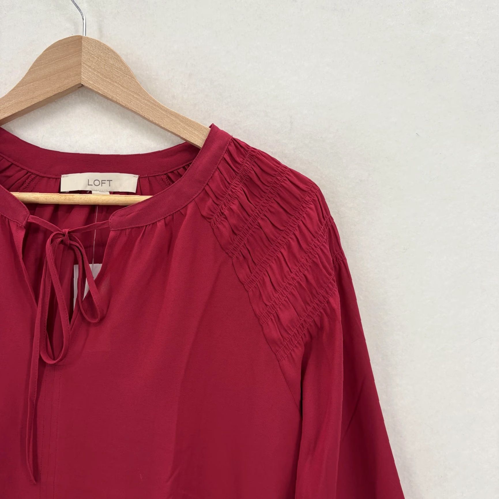 Loft LOFT Blouse Womens XS Red Smocked Shoulder Tie Neck Balloon Sleeve Top Feminine Size XS / US 0-2 / IT 36-38 - 2 Thumbnail
