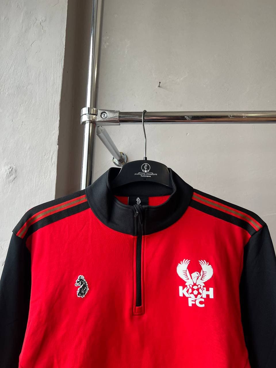 Sports Specialties 2018/19 KIDDERMINSTER HARRIERS TRAINING LUKE SPORT 1/3 ZIP L Size US L / EU 52-54 / 3 - 3 Thumbnail