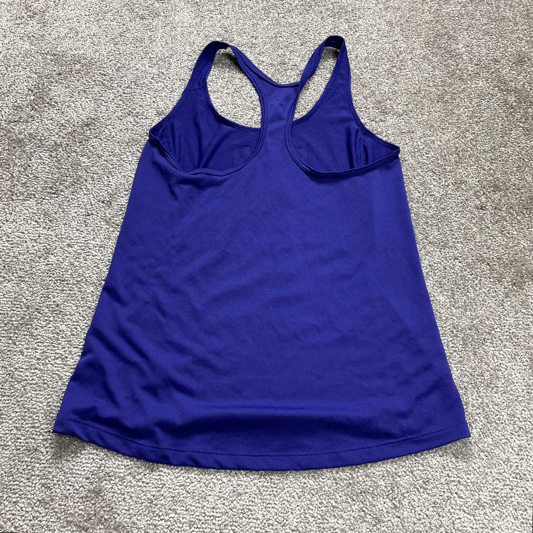 Old Navy Old Navy Active Go Dry Womens Tank Top Small Blue Racer Back Sports Graphic Size S / US 4 / IT 40 - 2 Thumbnail