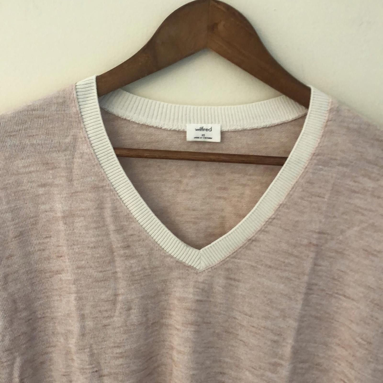 Other Wilfred Soft pink & Beige V Neck Sweater long sleeve SZ XS Size XS / US 0-2 / IT 36-38 - 3 Thumbnail