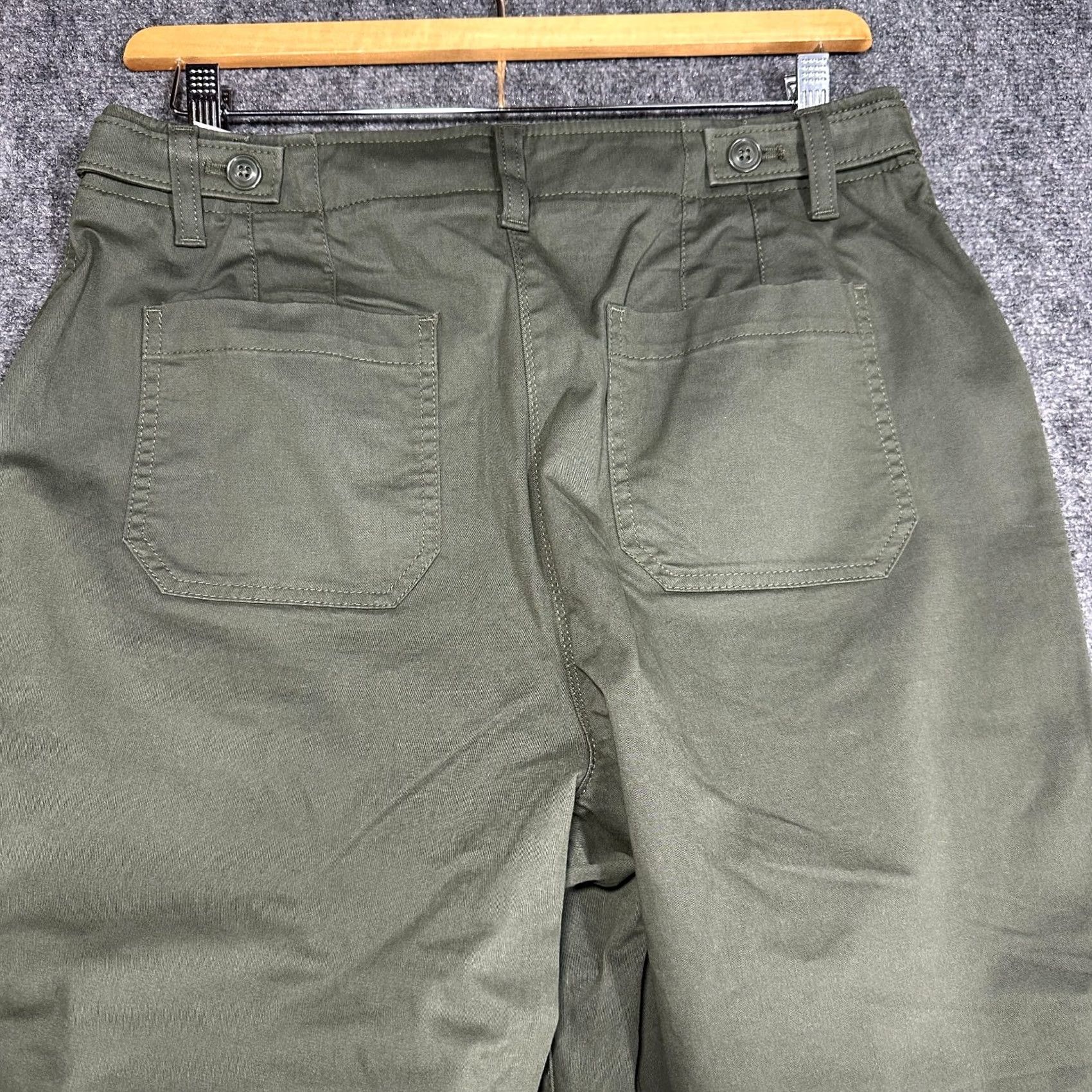 Talbots Talbots Pants Womens 12P High Waist Patch Pocket Crop Green Cotton Stretch Size 34" / US 12 / IT 48 - 7 Thumbnail