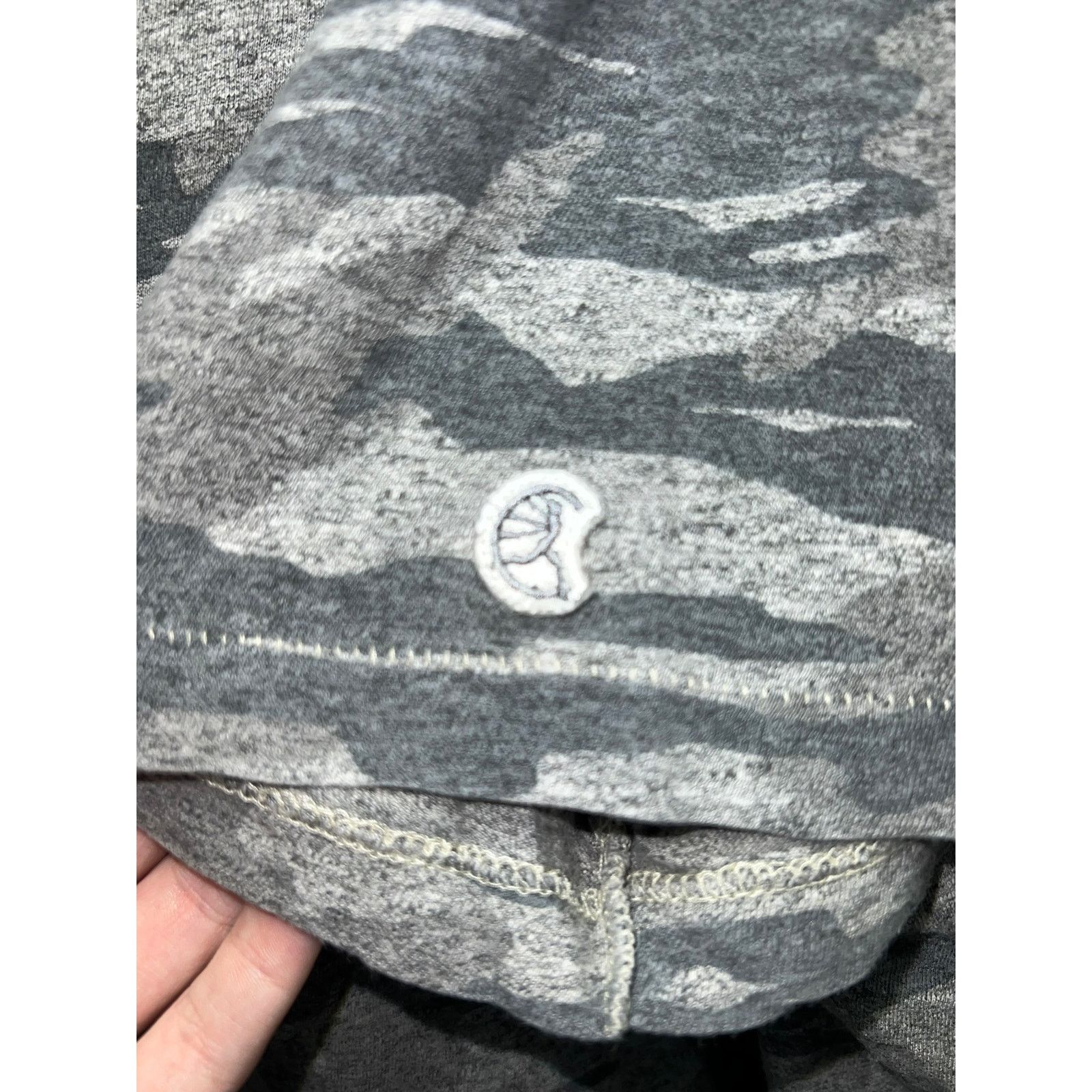 Champion Todd Snyder Champion Camo Shirt Sportswear Running Man XL Size US XL / EU 56 / 4 - 5 Thumbnail