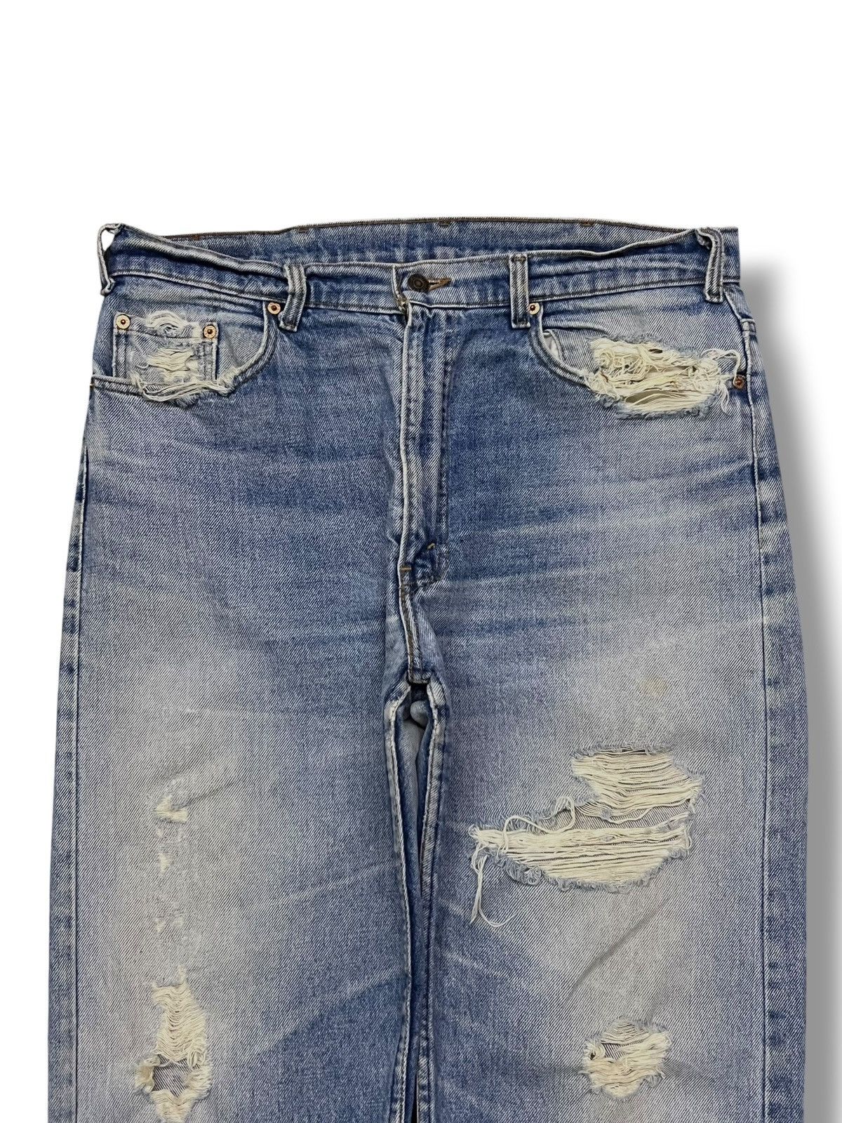Levi's Loose Vintage 90s Levi’s 505-0217 USA - Faded Light Wash Size US 37 - 4 Thumbnail