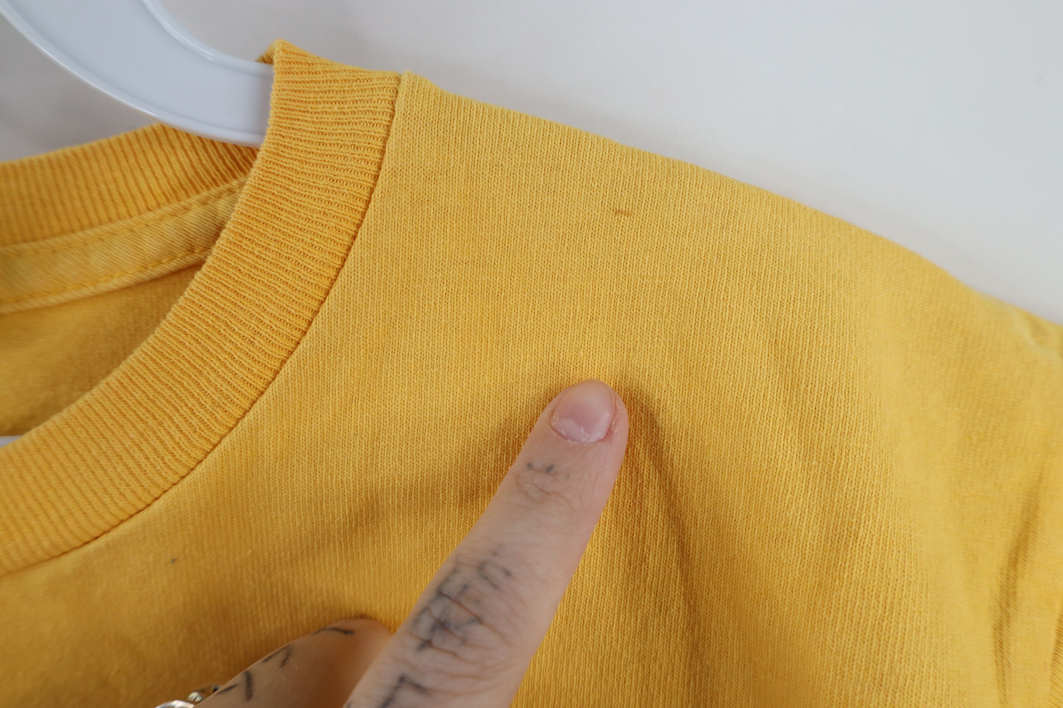 Obey × Vintage Vintage Obey Propaganda SpelL Out Flower Rose T-Shirt Yellow Size XS / US 0-2 / IT 36-38 - 5 Thumbnail
