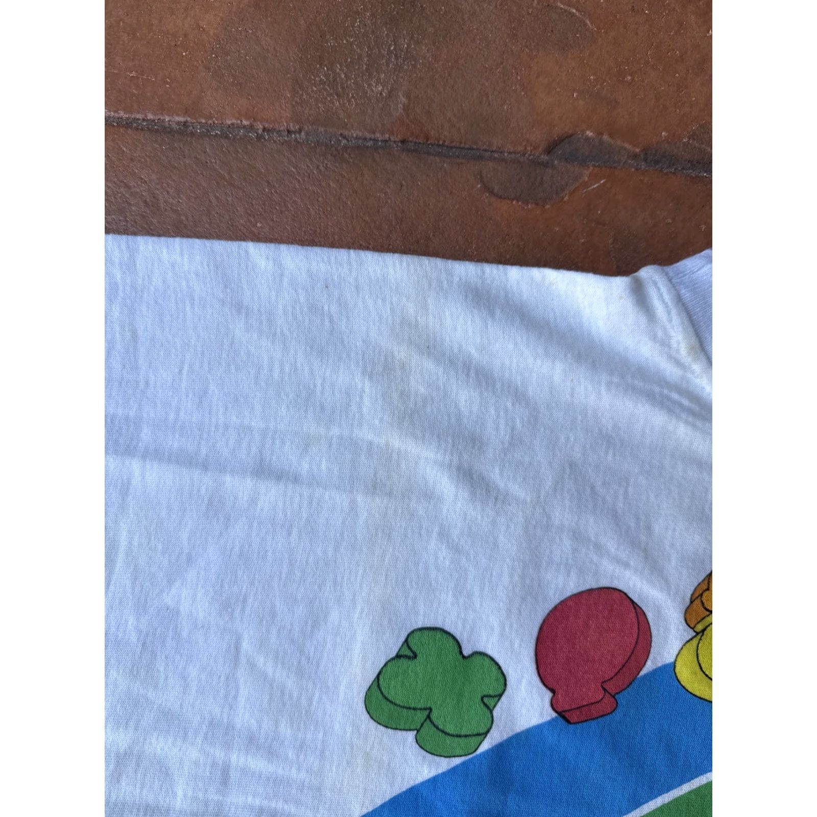 Vintage VINTAGE Lucky Charms Cereal AOP Graphic Promo T-Shirt Large White Mens 90s Retro USA Charms Logo Crew Neck Short Sleeve Size US L / EU 52-54 / 3 - 7 Thumbnail