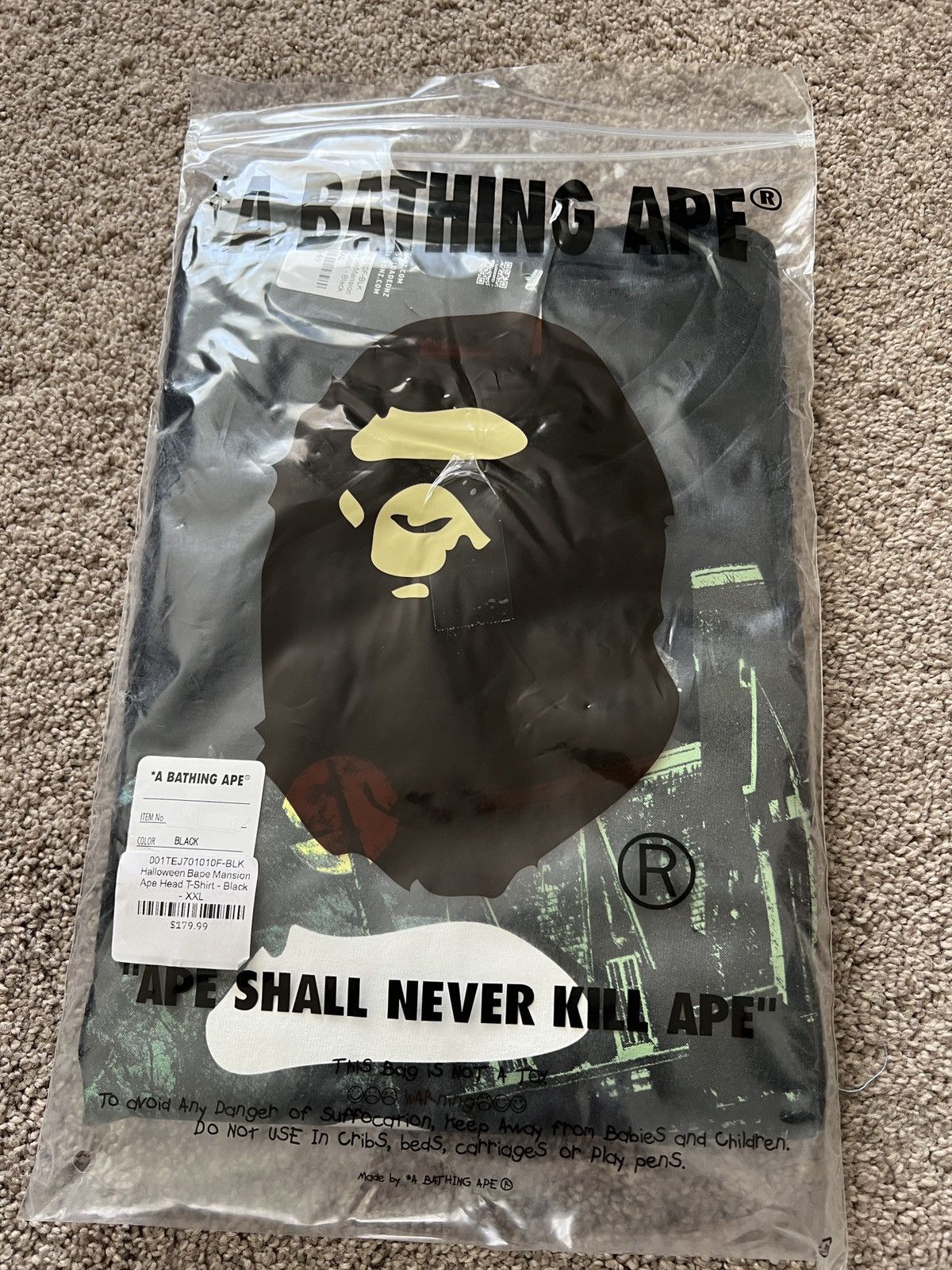 Bape Brand new A Bathing Ape Halloween Bape Mansion XXL Size US XXL / EU 58 / 5 - 2 Thumbnail