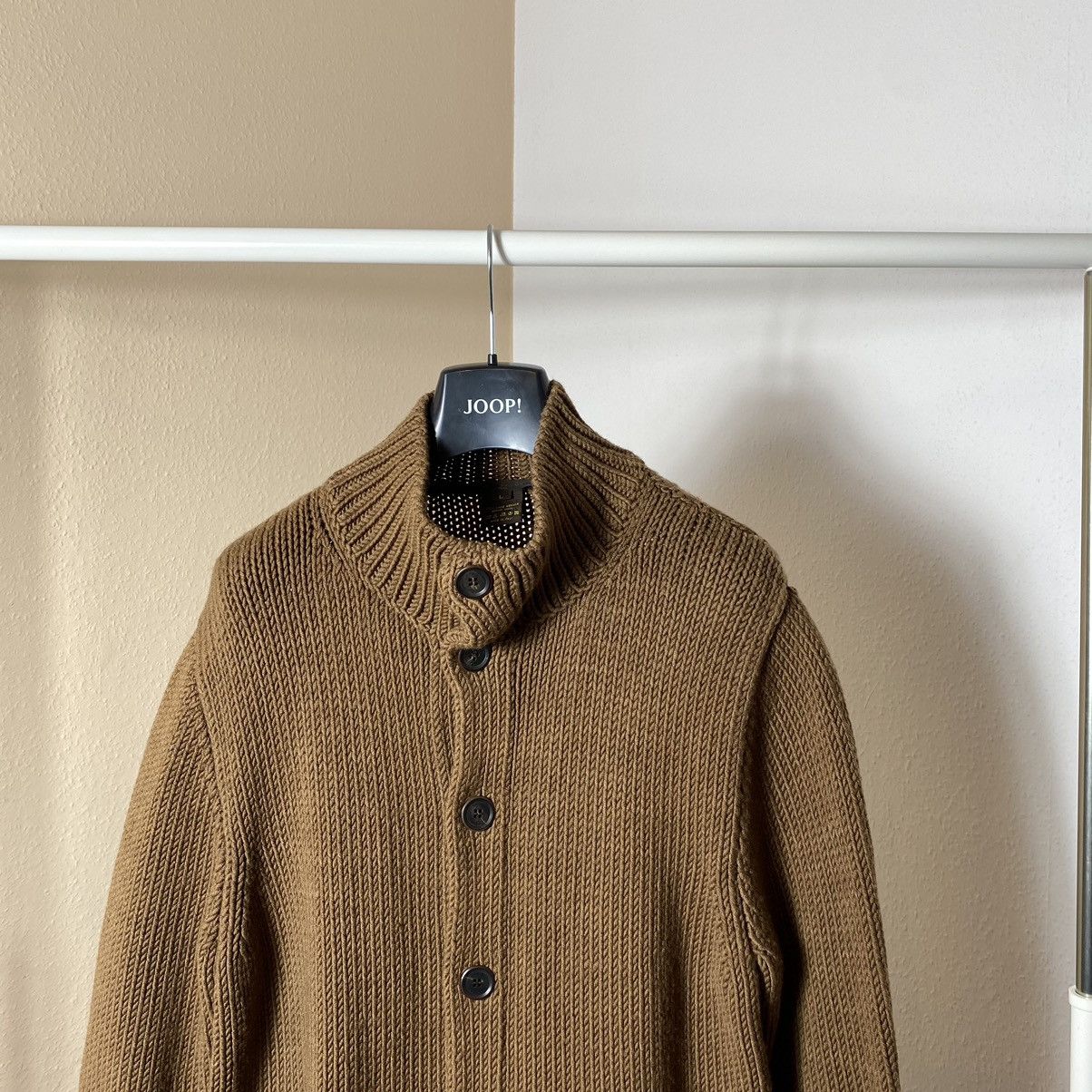 Louis Vuitton Wool Knit Button Sweater Louis Vuitton Brown Size US L / EU 52-54 / 3 - 2 Thumbnail
