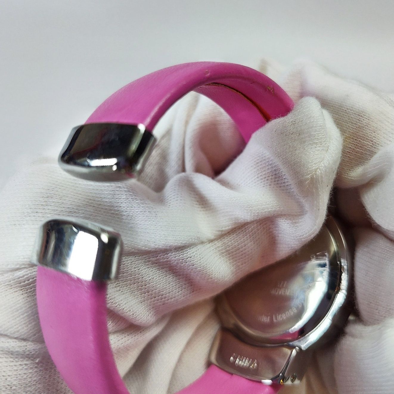 Disney Disney Minnie Mouse Pink Bangle Bracelet Watch Silver Tone Size ONE SIZE - 5 Thumbnail