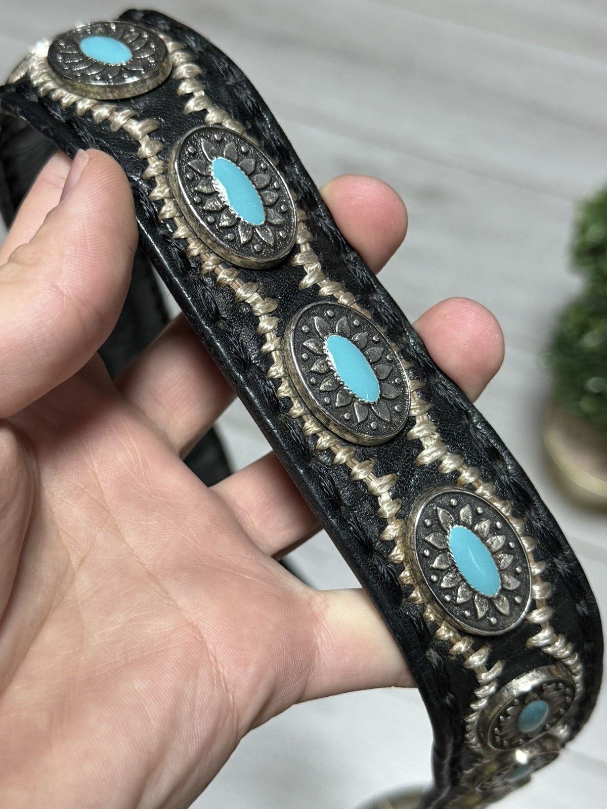 Sendra Sendra x Crumrine gold buckle eagle leather studded belt Size ONE SIZE - 5 Thumbnail