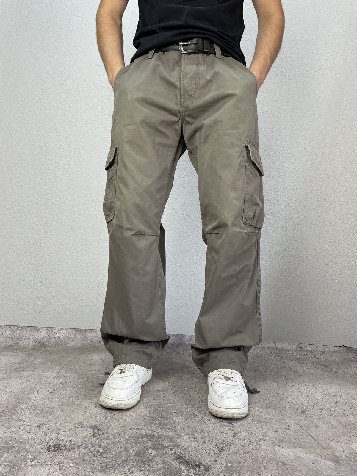 Carhartt × Vintage Vintage Carhartt Cargo Distressed Pants Faded Gray Y2K Size US 33 - 10 Thumbnail