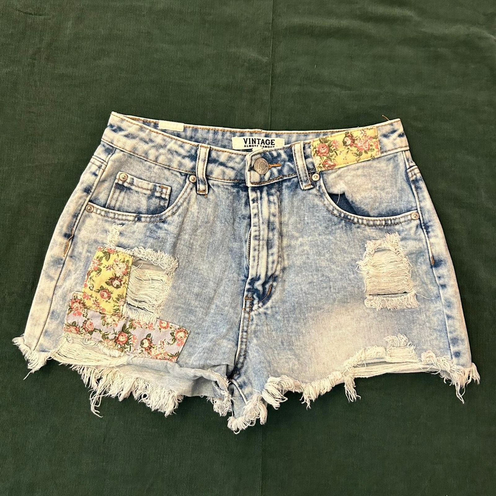 Almost Famous Vintage almost famous mini shorts Size 30" / US 8 / IT 44 - 2 Thumbnail