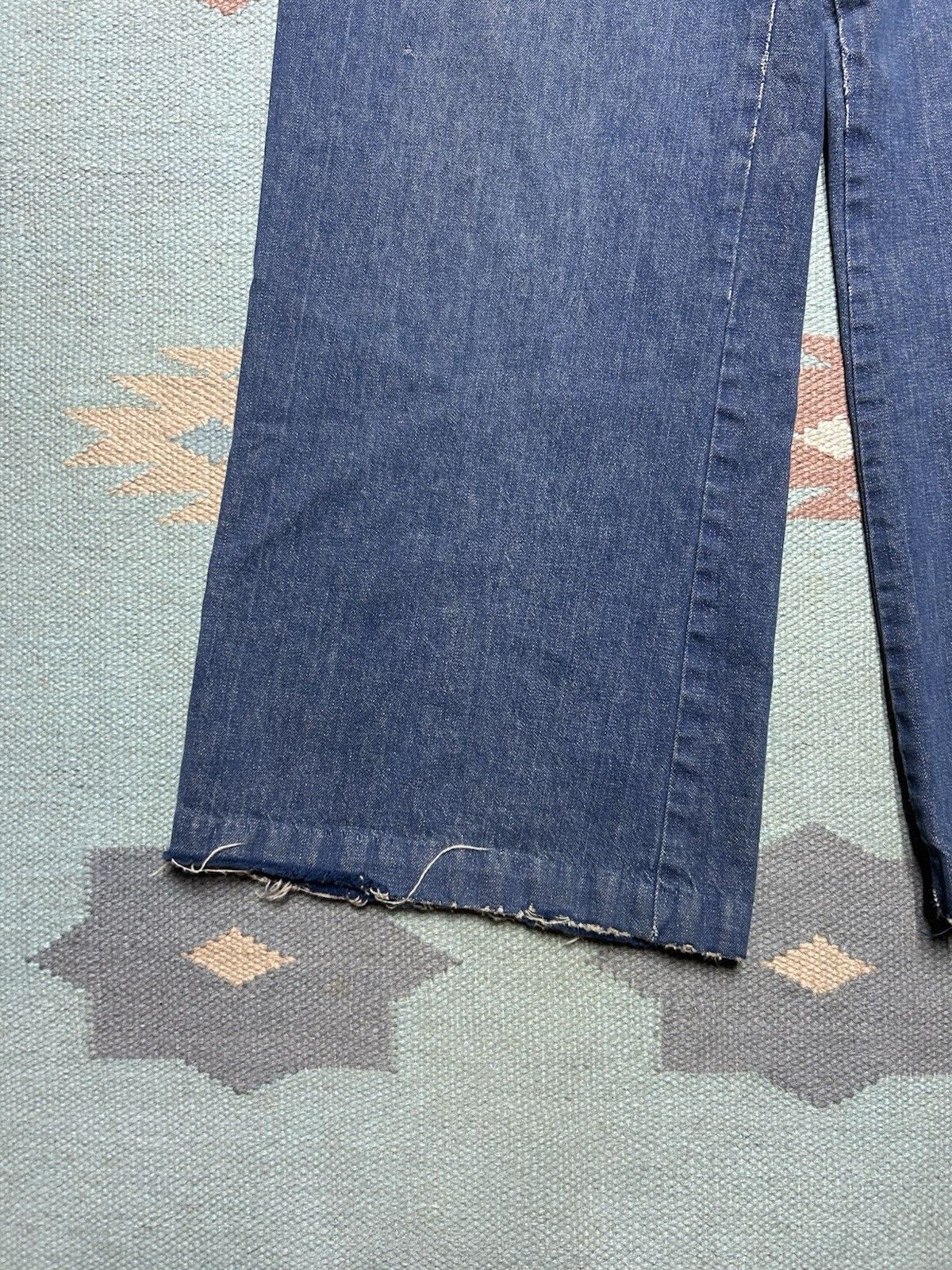 Vintage VTG 70s denim bell bottom jeans wide flare hippie dark 32x29 Size 32" / US 10 / IT 46 - 2 Thumbnail