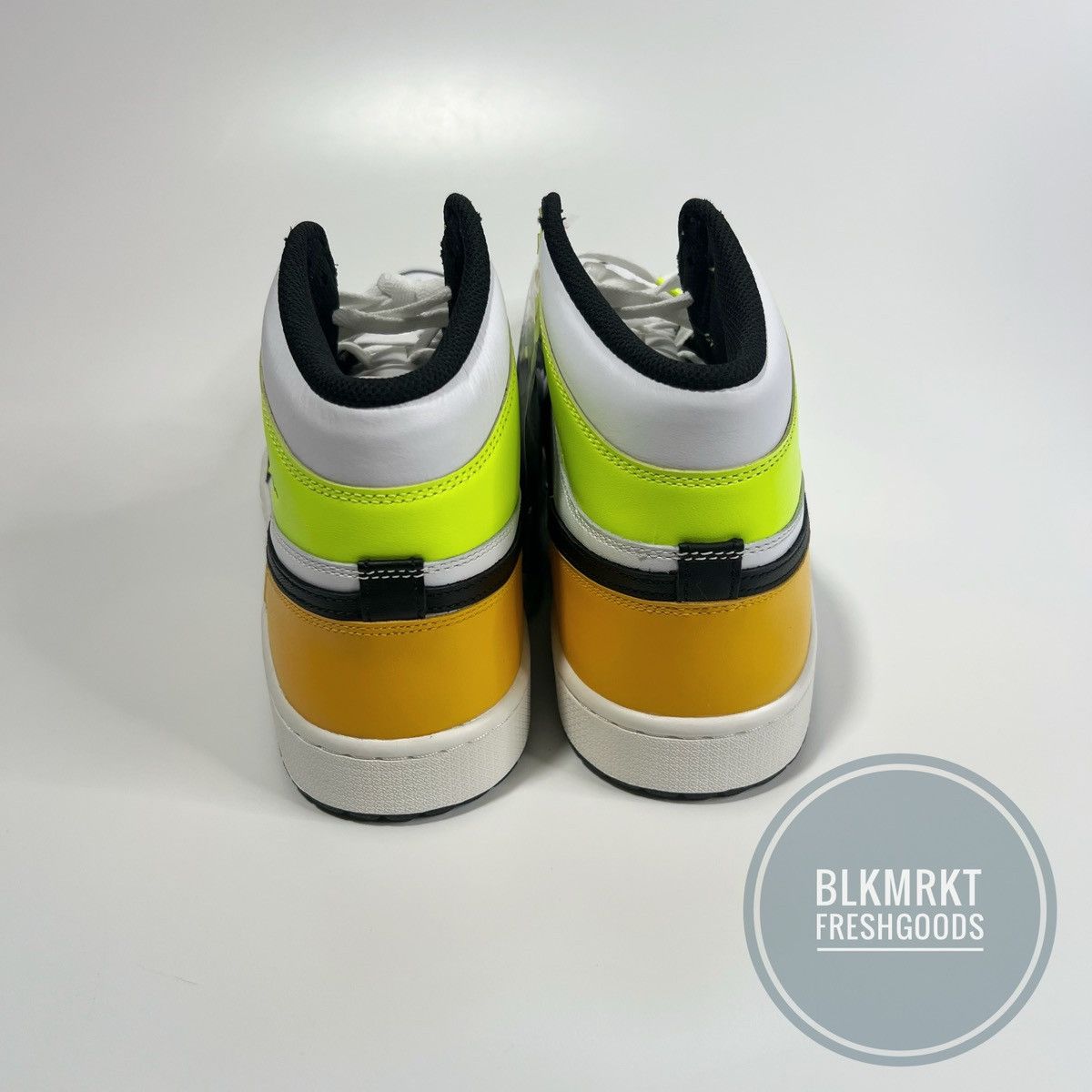 Jordan Brand Nike Air Jordan 1 High Golf Shoe White Black Volt Gold Size US 13 / EU 46 - 4 Thumbnail