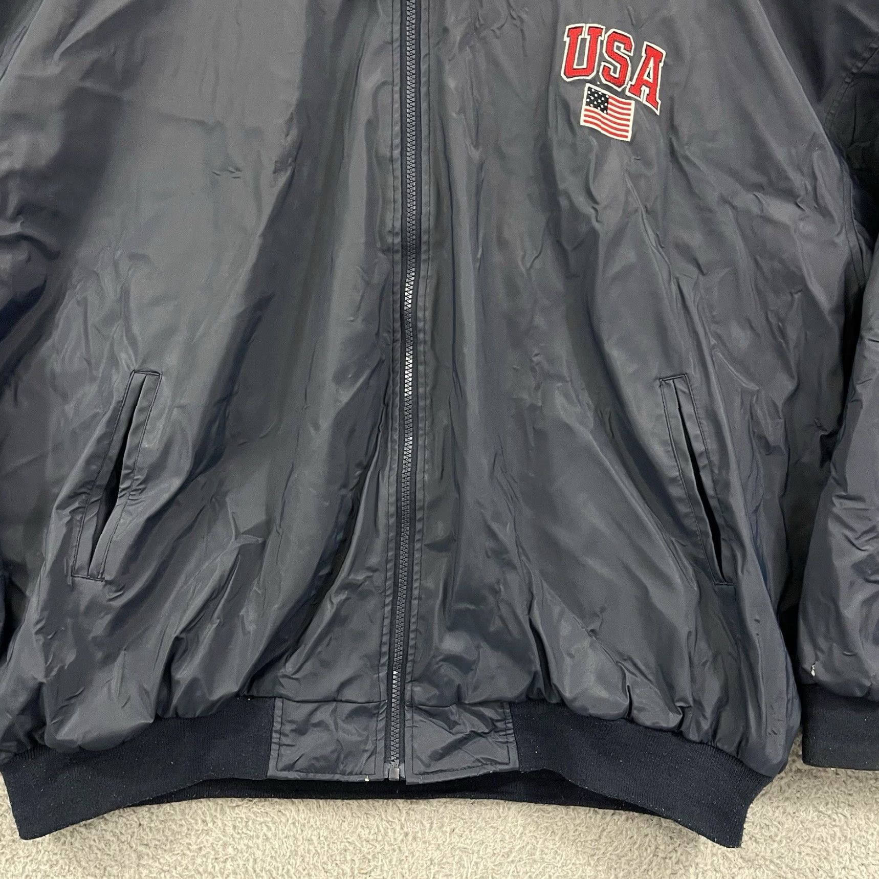 Vintage VINTAGE Steve & Barry's Jacket Mens 3XL Blue USA Flag Polyvinyl Zip Hooded Lined Size US XXL / EU 58 / 5 - 3 Thumbnail