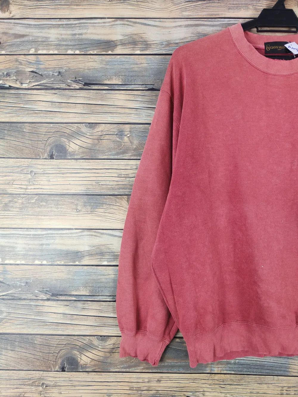 Gianni Valentino Gianni Valentino Red Faded vintage Sweatshirts #W2041 Size US L / EU 52-54 / 3 - 10 Thumbnail
