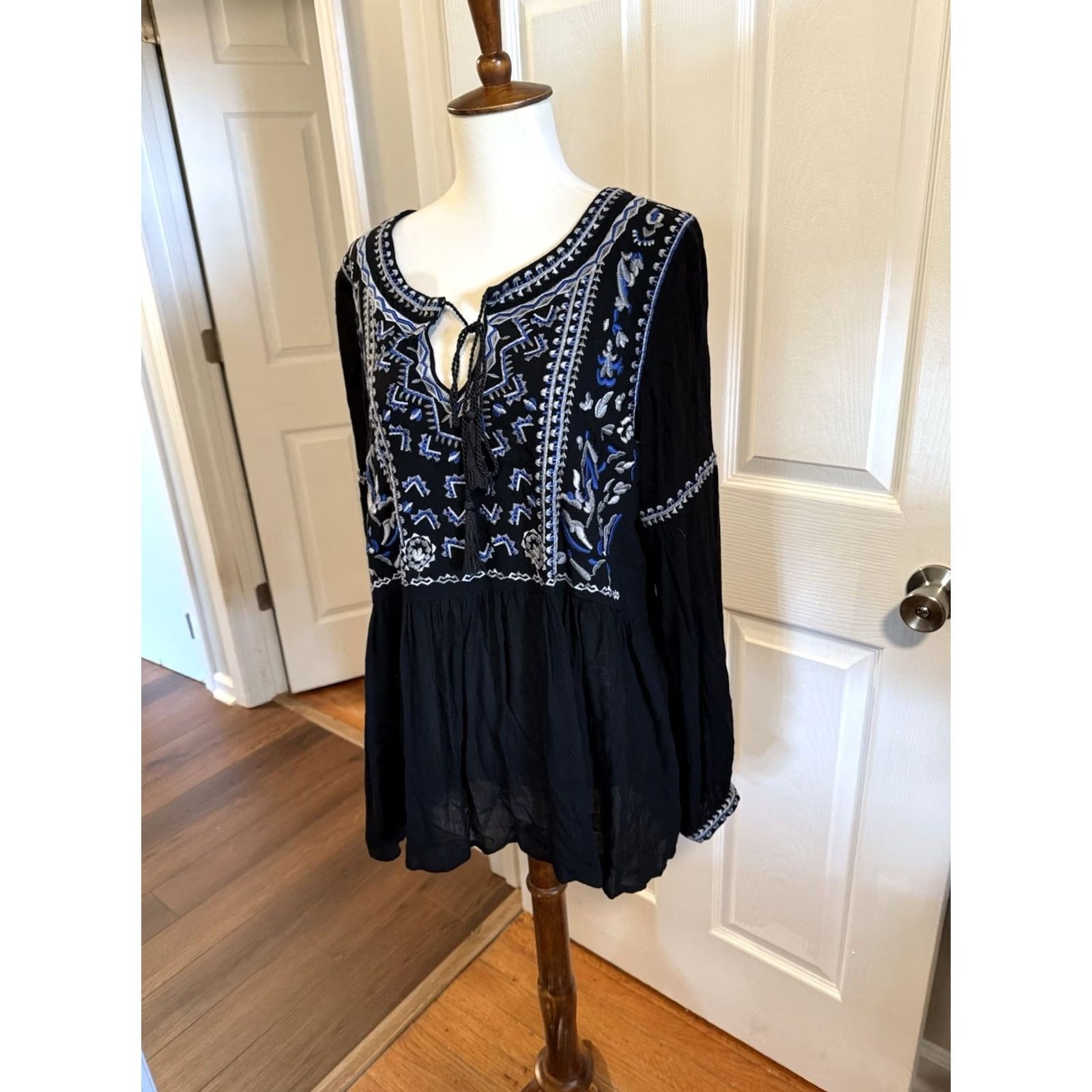 Vintage Stitch Fix Brixon Ivy Aloe Embroidery Top Boho Festival Nwt L Black Womens Blouse L Ivy Embroidery Boho Festival Size L / US 10 / IT 46 - 2 Thumbnail
