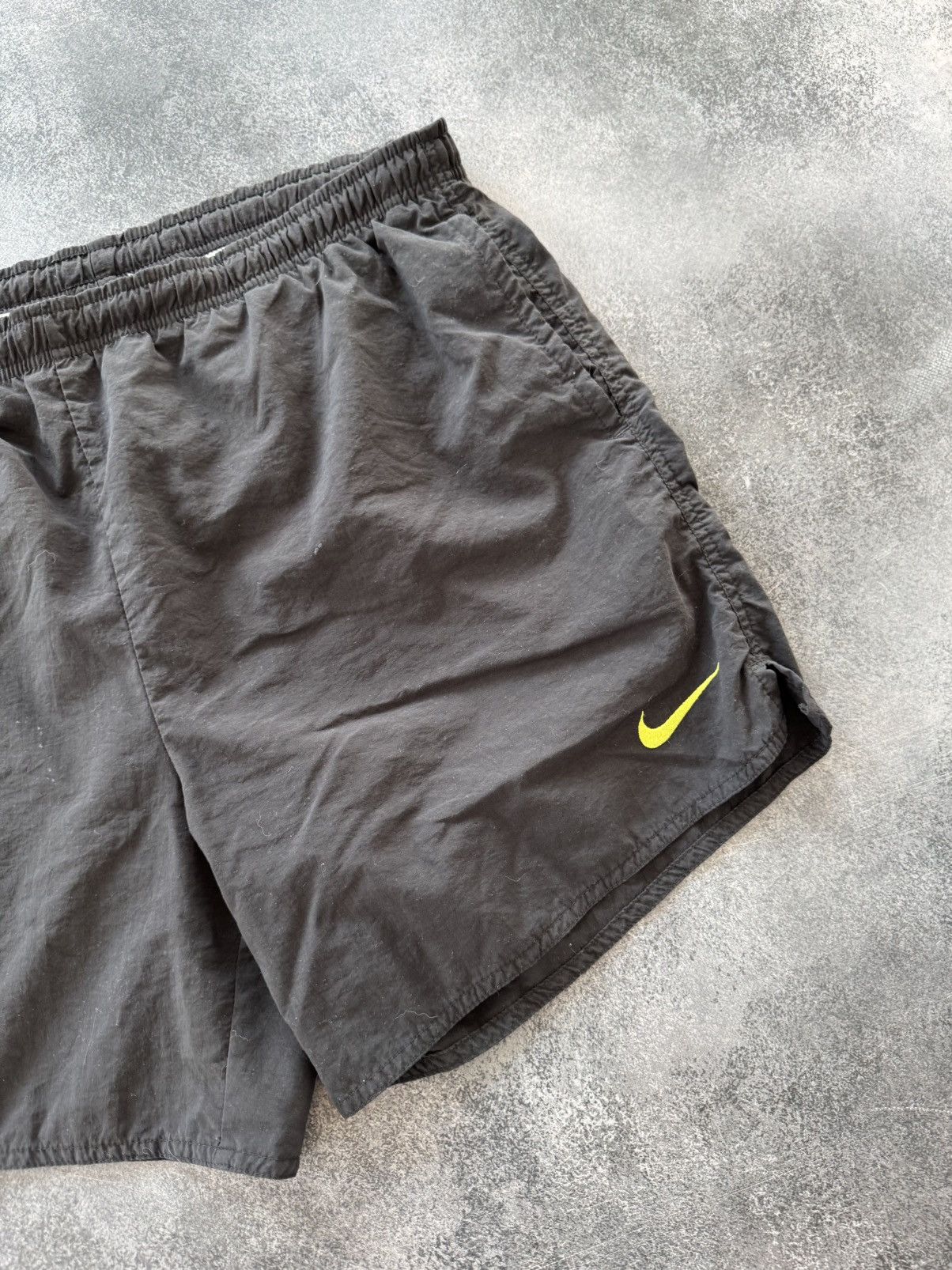 Nike Vintage Nike Big Swoosh Nylon Shorts y2k Size US 32 / EU 48 - 3 Thumbnail