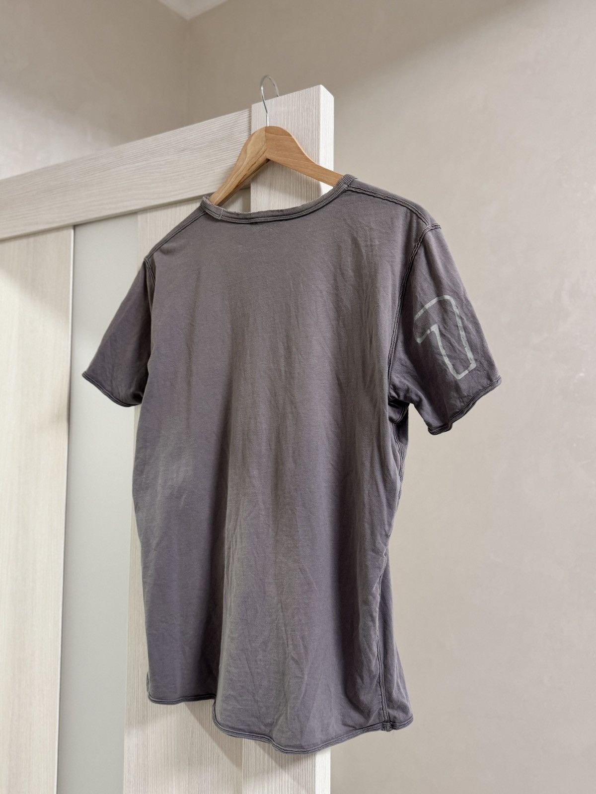 Vintage Vintage Diesel t-shirt printed y2k Faded Japan Size US L / EU 52-54 / 3 - 8 Thumbnail