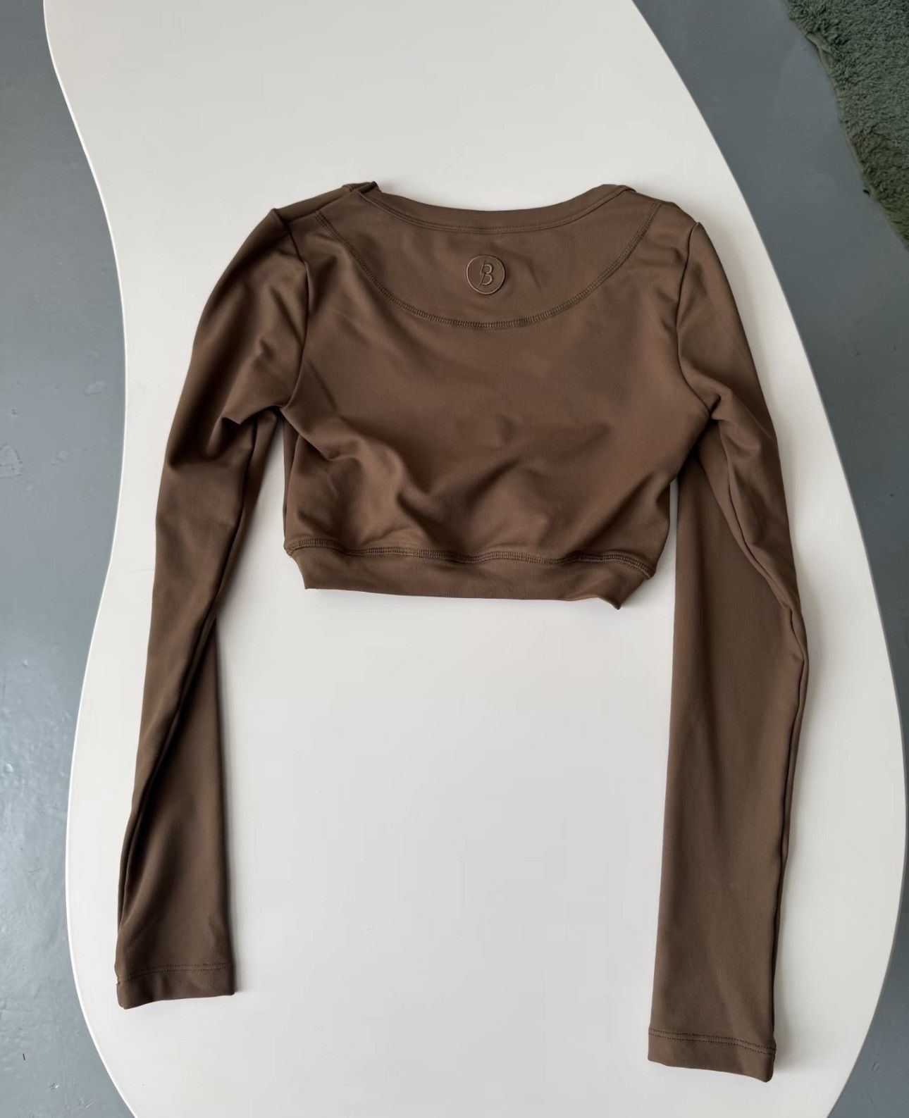 Body by Raven Tracy yoga long sleeve crop top (brown) Size L / US 10 / IT 46 - 3 Thumbnail