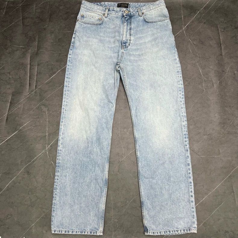 Balenciaga Balenciaga 4FW Distressed Denim Pants Size US 30 / EU 46 - 1 Thumbnail