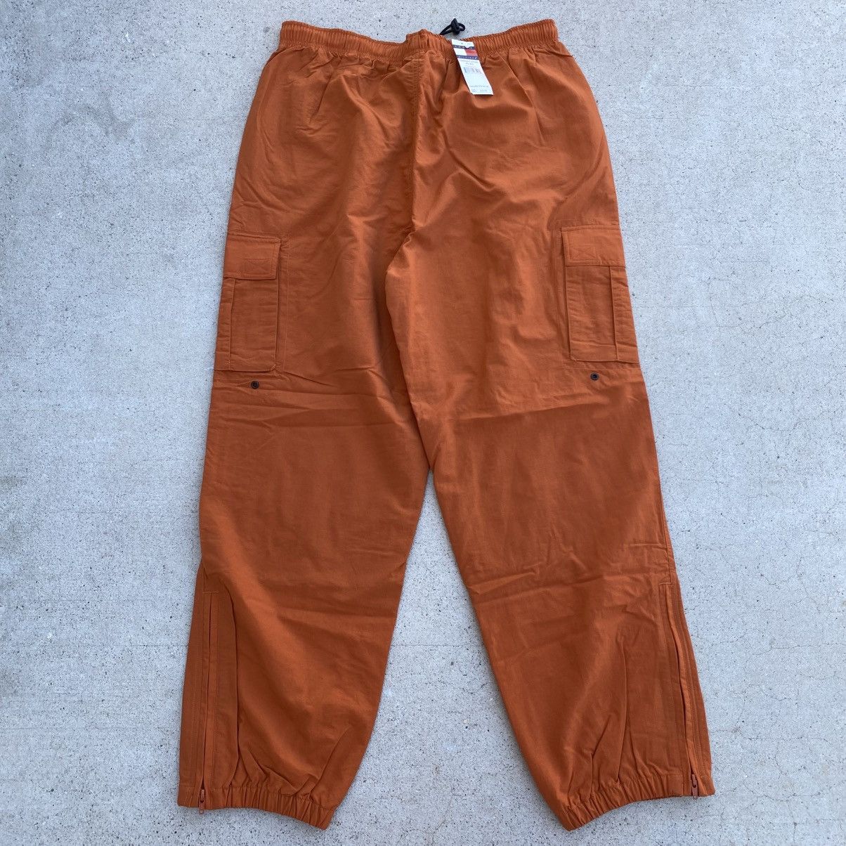 Tommy Hilfiger Vintage Tommy Hilfiger Cargo Nylon Track Pants Orange New Size US 36 / EU 52 - 6 Thumbnail