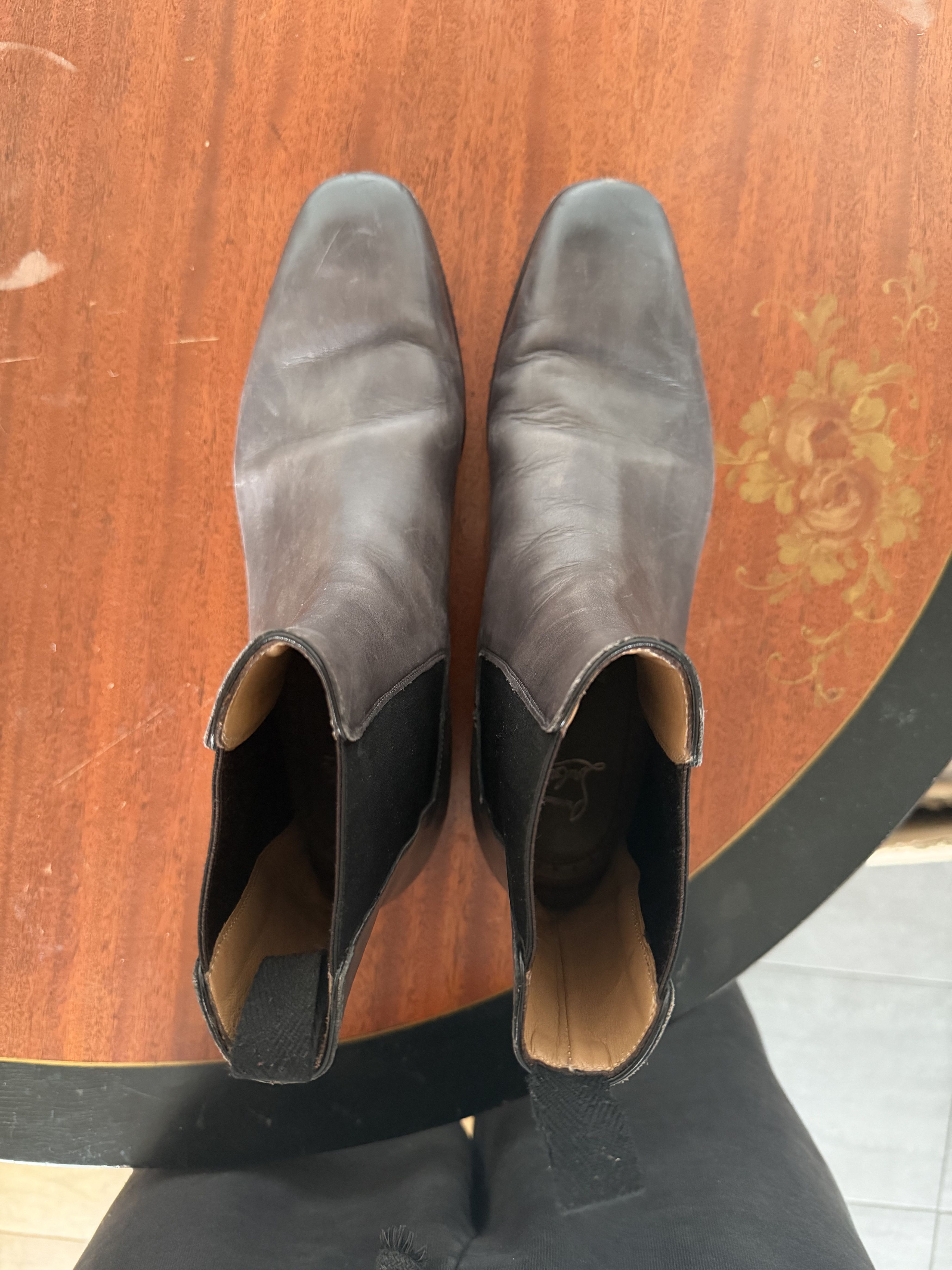 Christian Louboutin Christain Louboutin Distressed Chelsea Boots Size 42/ US 9 Size US 9 / EU 42 - 8 Thumbnail