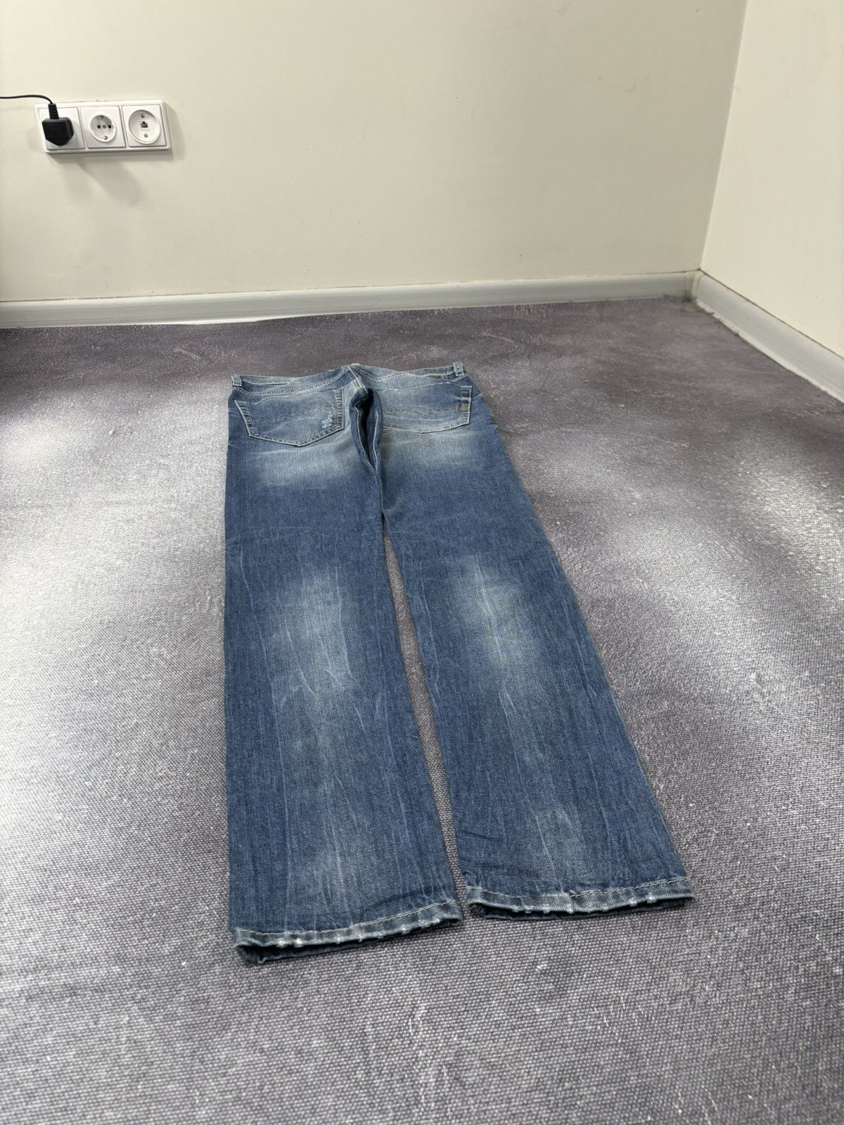 Diesel Diesel Tepphar NWT Slim Carrot Ripped Blue Denim Jeans Size US 28 / EU 44 - 15 Thumbnail