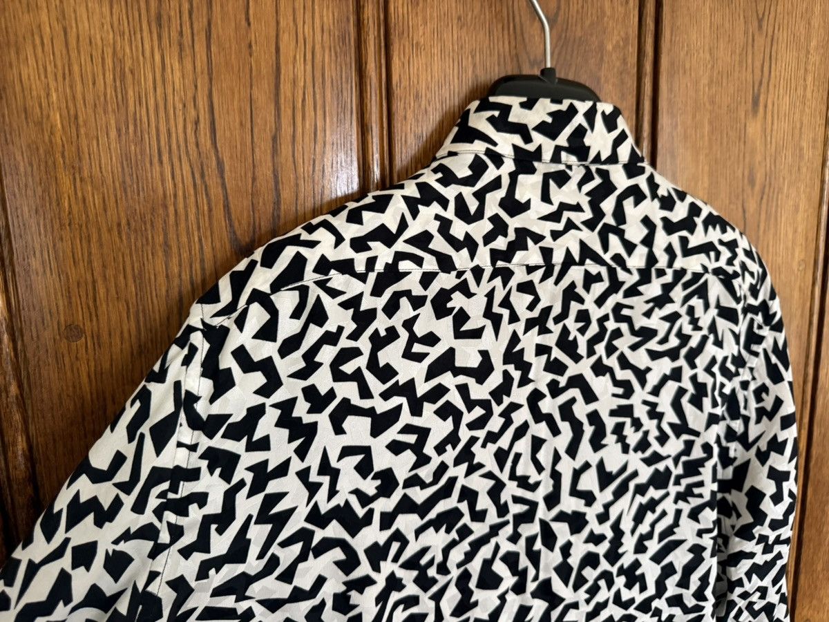 Saint Laurent Paris FW21 Saint Laurent silk geometric black white shirt grail Size US L / EU 52-54 / 3 - 18 Thumbnail