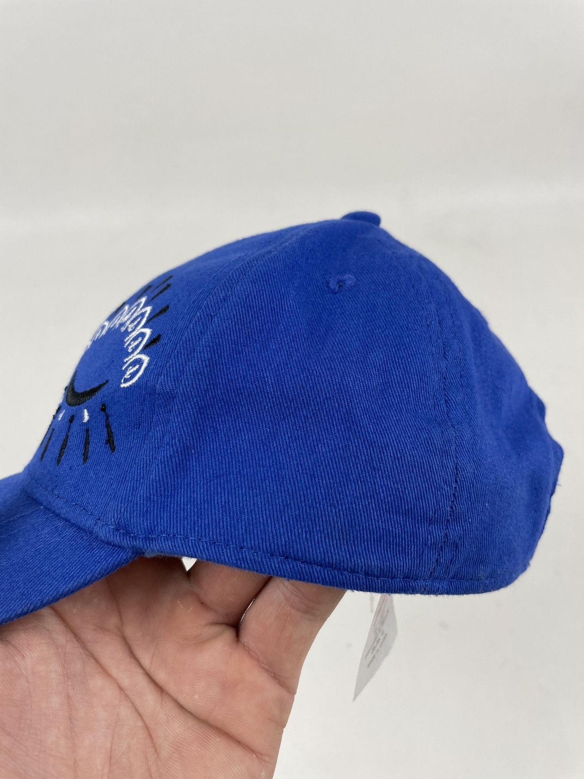 Kenzo Unisex Kid’s KENZO Embroidered Blink Eye Baseball 6-Panel Cap Adjustable Hat Size 26 - 14 Thumbnail