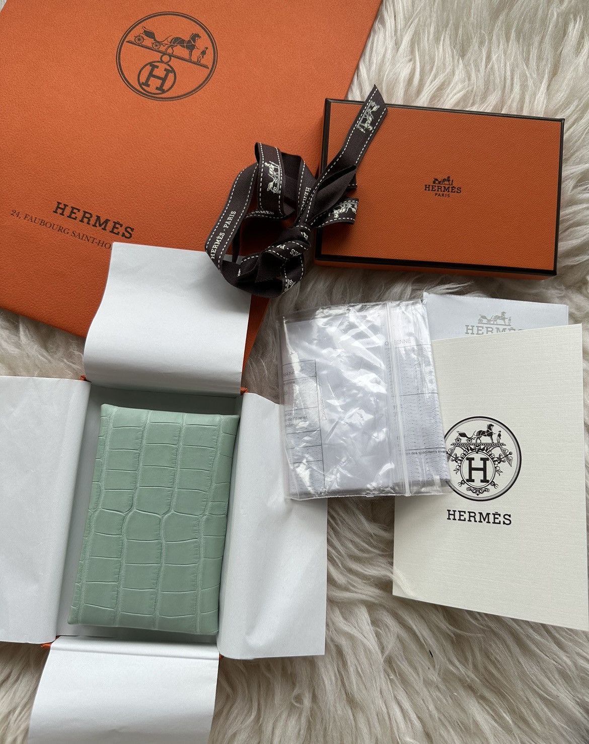 Hermes Super Rare Brand New Hermes Matte Croc 🐊 Calvi Wallet Size ONE SIZE - 2 Thumbnail