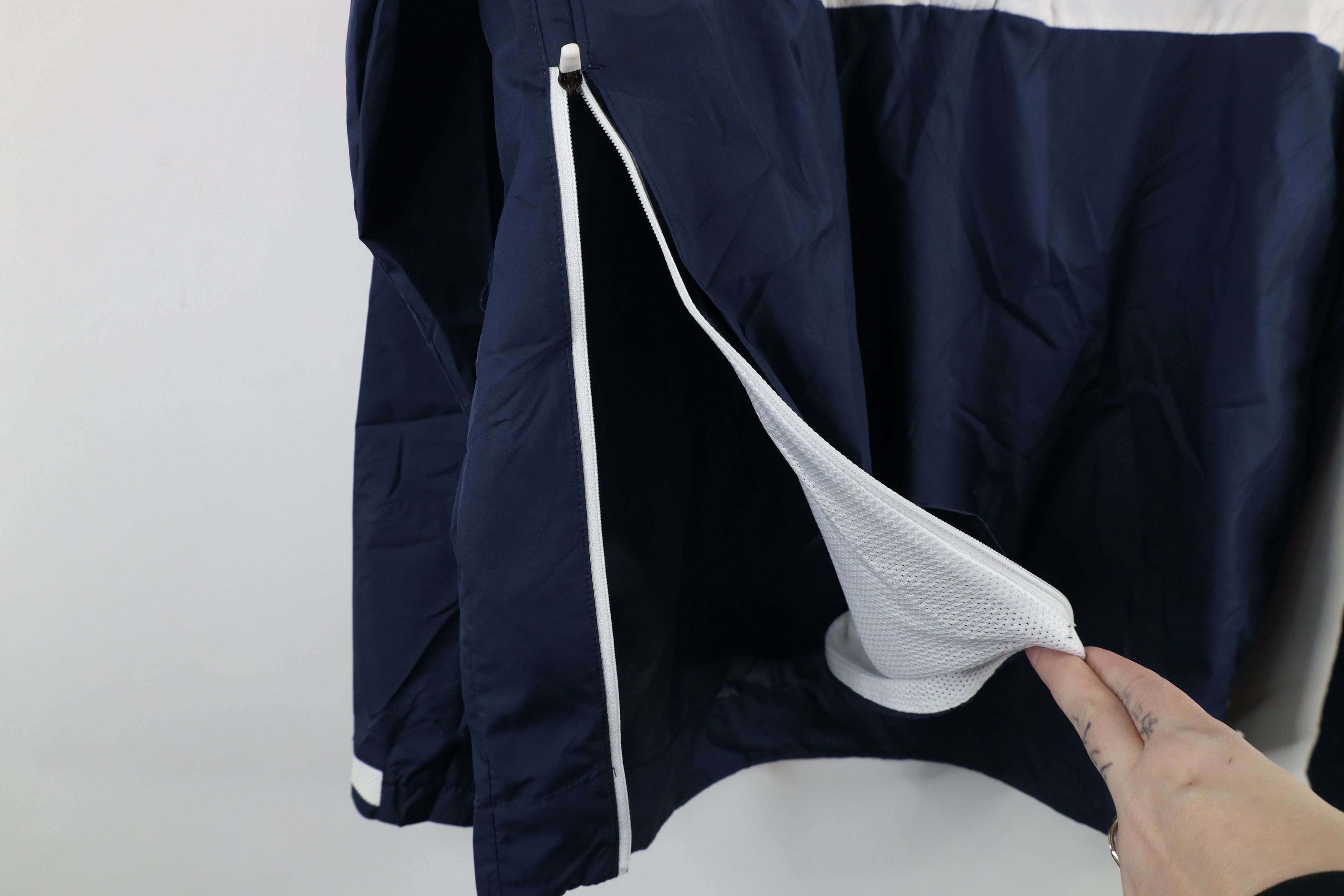 Nike × Vintage Nike University of Football Pullover Windbreaker Jacket Size ONE SIZE - 9 Thumbnail