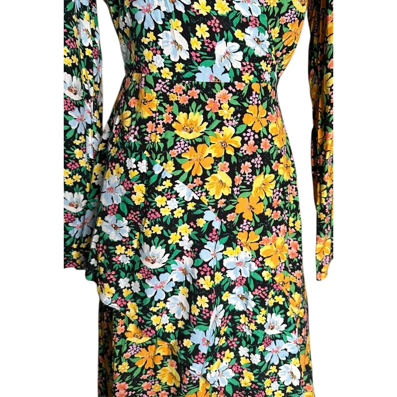 Maje Maje Roen Black Floral Faux Wrap Midi Dress Sz 1 Small $415 Size S / US 4 / IT 40 - 3 Thumbnail