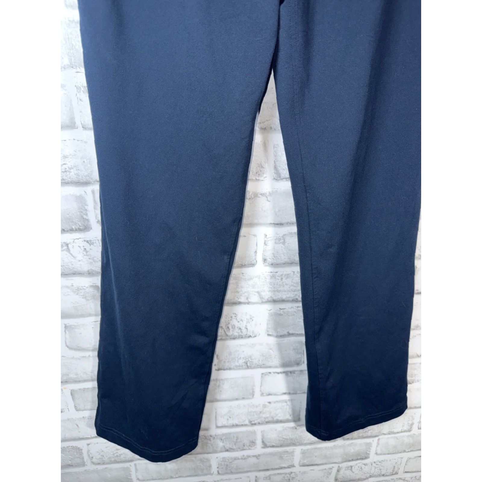 Lululemon VINTAGE Lululemon Women’s Sweatpants Drawstring Joggers Activewear Size 2 Navy Blue Size 26" / US 2 / IT 38 - 4 Thumbnail