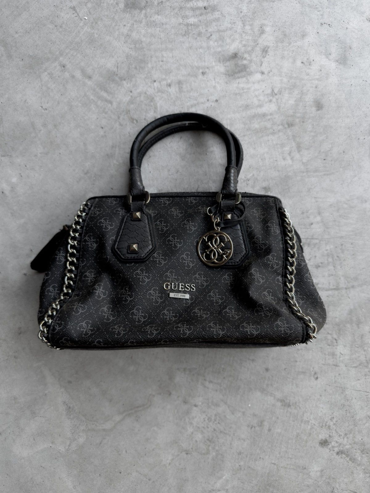 Guess VTG GUESS Logo Satchel with Chain-Trim and Charm Size ONE SIZE - 1 Thumbnail