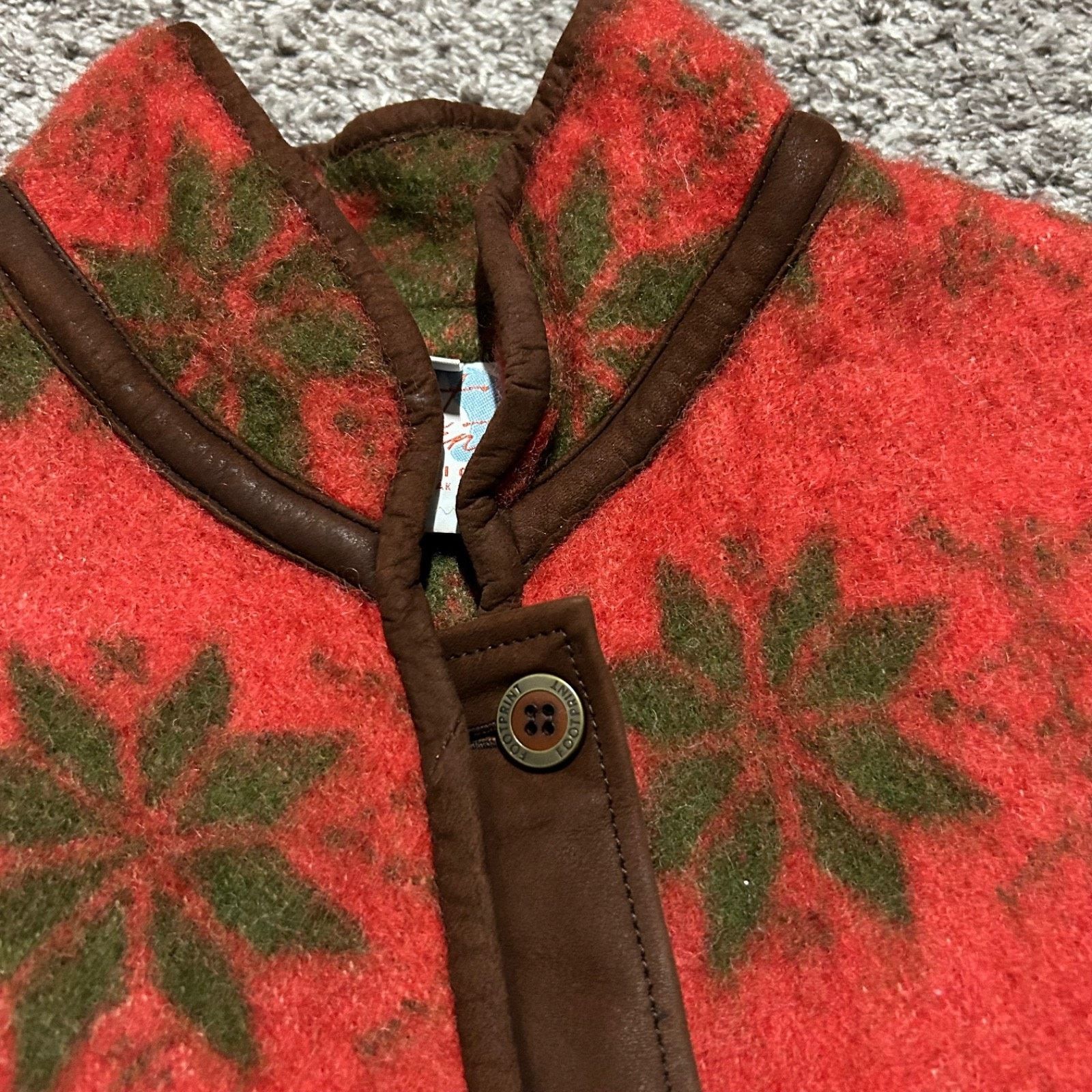 Vintage Vintage Norwegian Wool Vest Sleeveless Jacket Red Medium Size M / US 6-8 / IT 42-44 - 4 Thumbnail