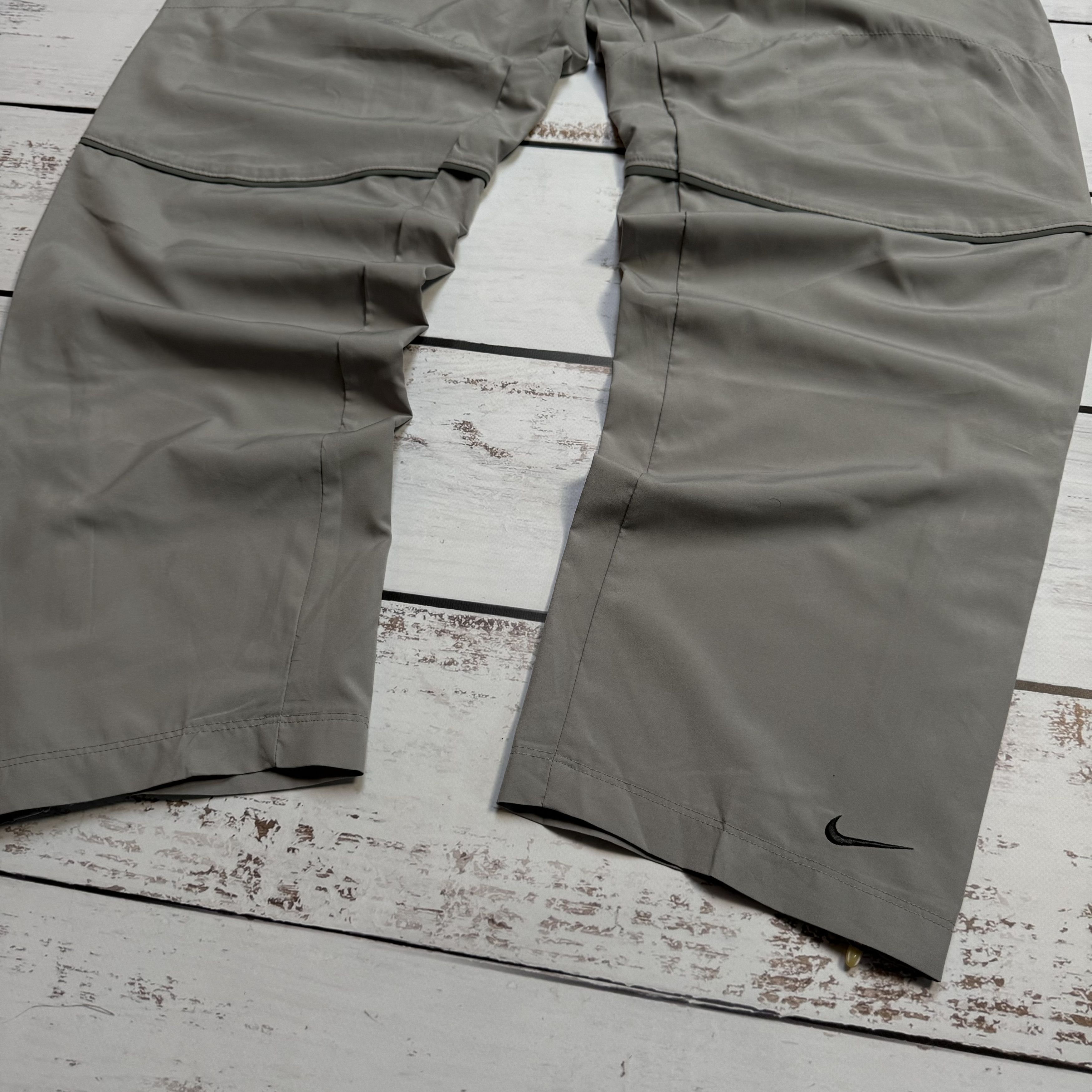 Nike × Vintage NIKE REFLECTIVE STRIPES VINTAGE BAGGY PANTS DRILL SWOOSH Y2K Size US 36 / EU 52 - 4 Thumbnail