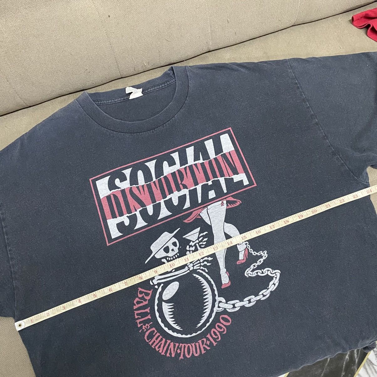 Band Tees VINTAGE SOCIAL DISTORTION BALL & CHAIN TOUR Size US XL / EU 56 / 4 - 5 Thumbnail