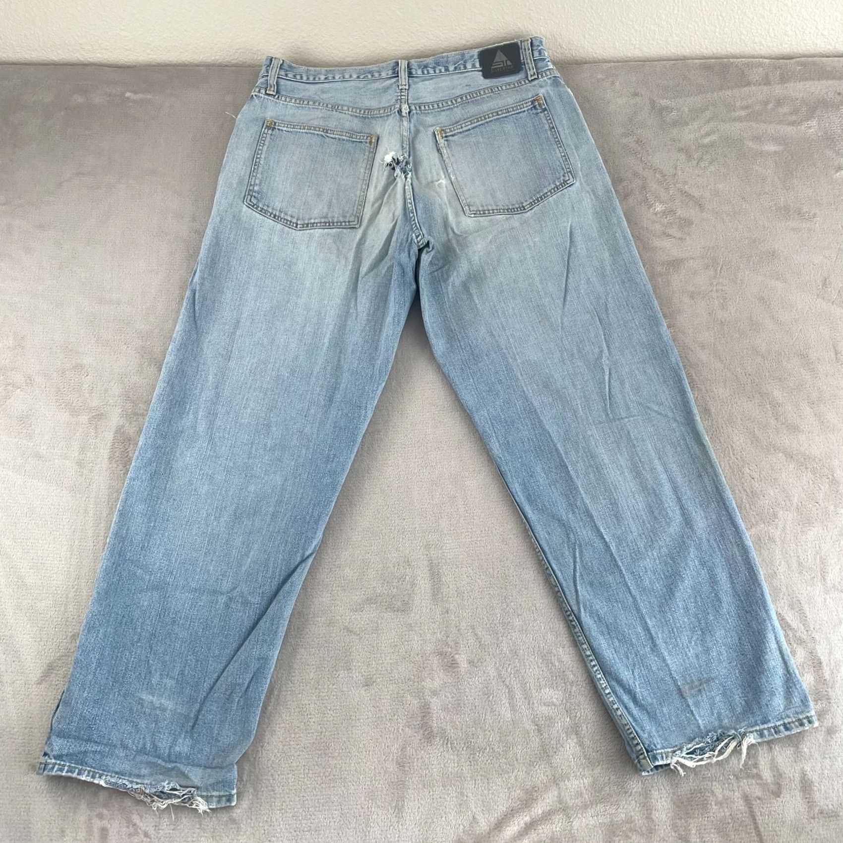 Levi's Vintage Levi's Silver Tab Baggy Jeans Men 38x33 Light Blue Distressed Denim Skate Size US 38 / EU 54 - 7 Thumbnail